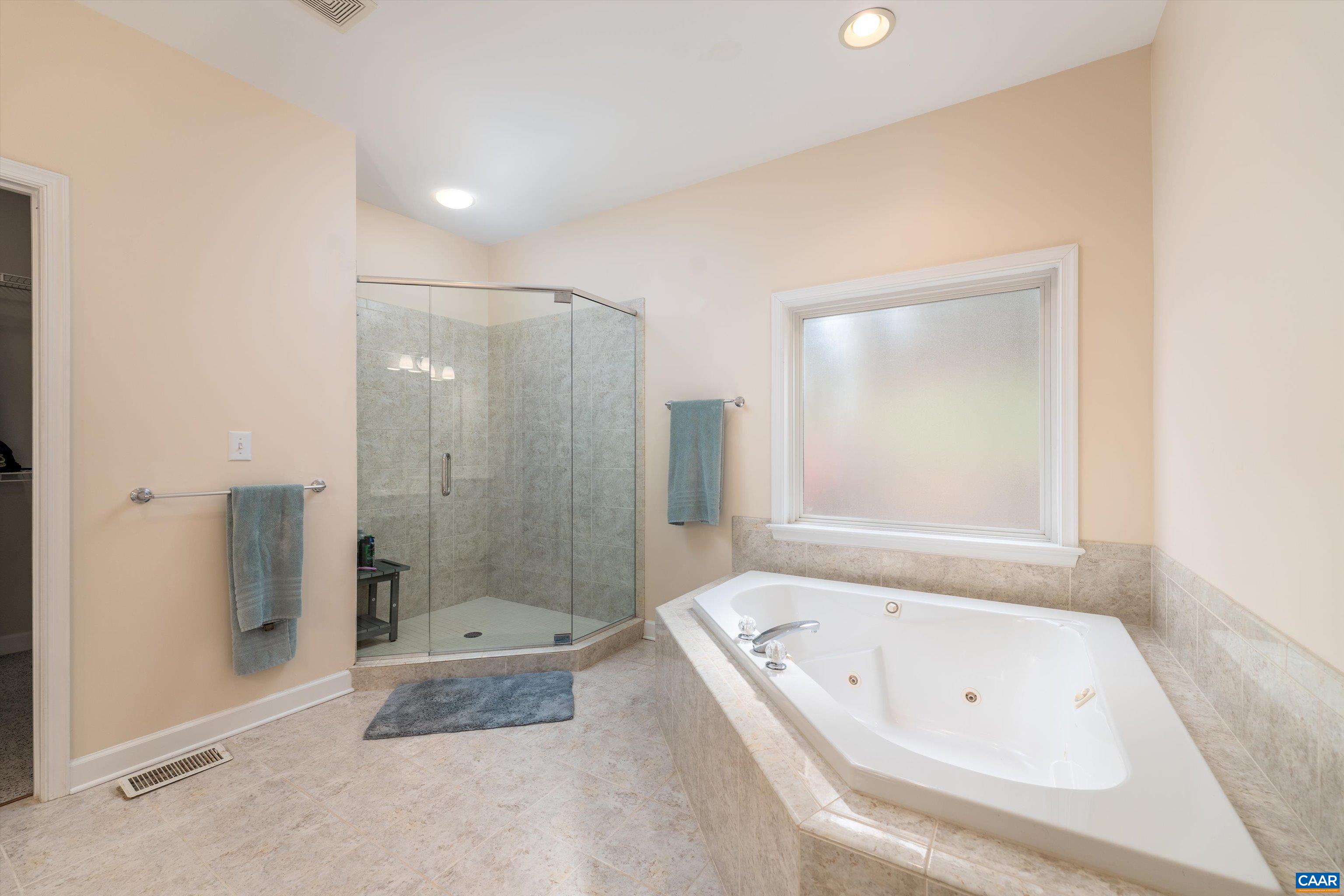 129 FONTANA CT