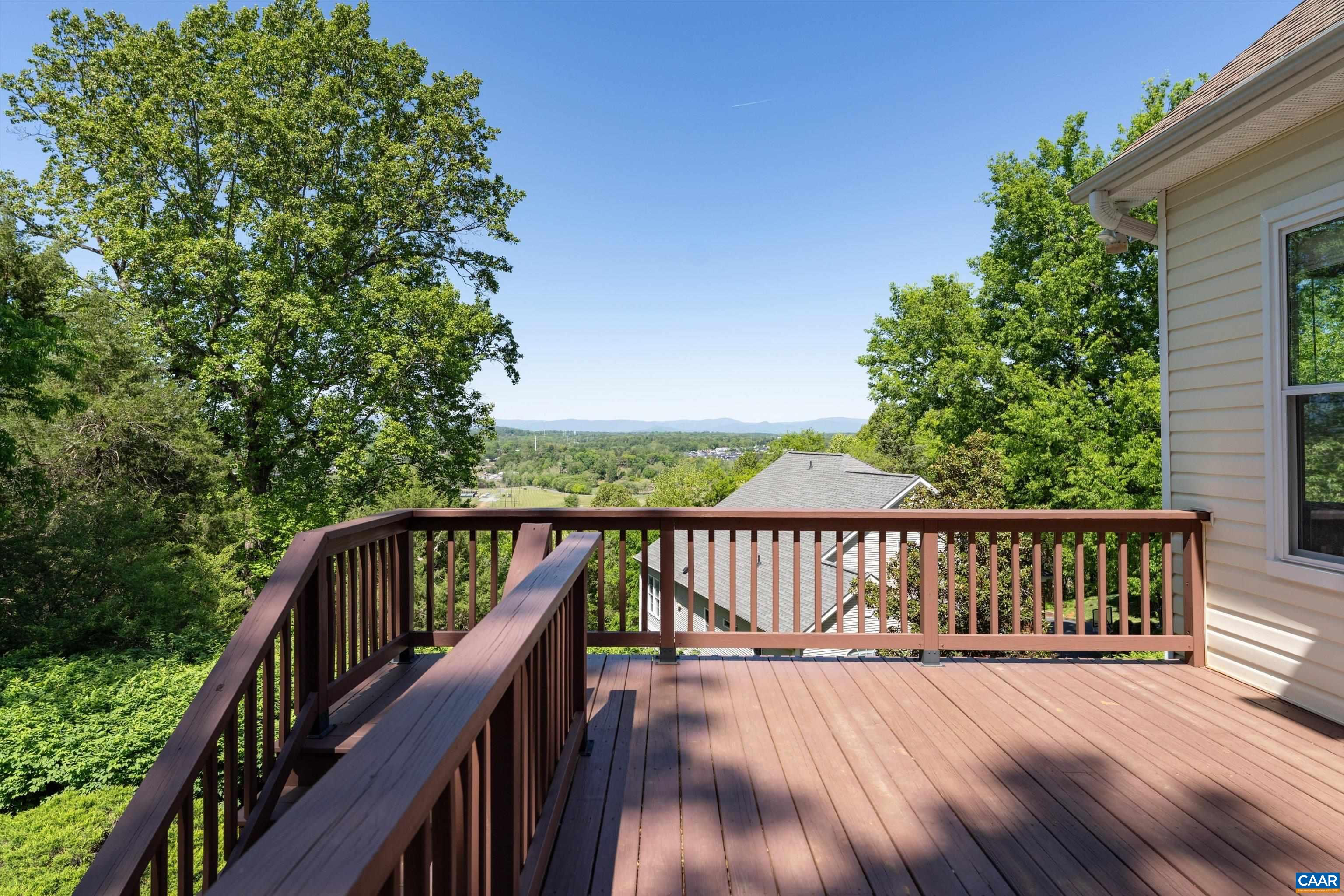 129 FONTANA CT