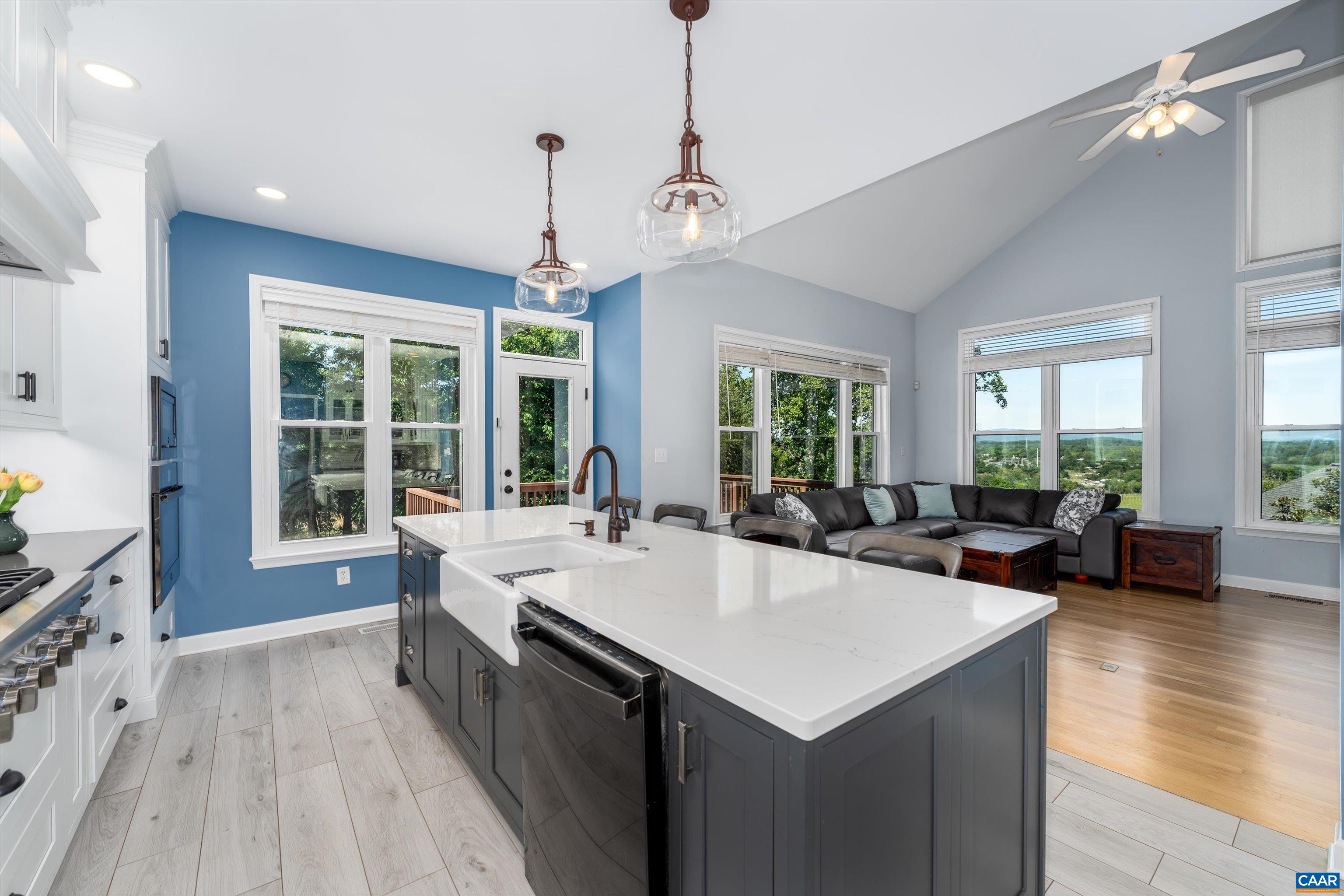 129 FONTANA CT