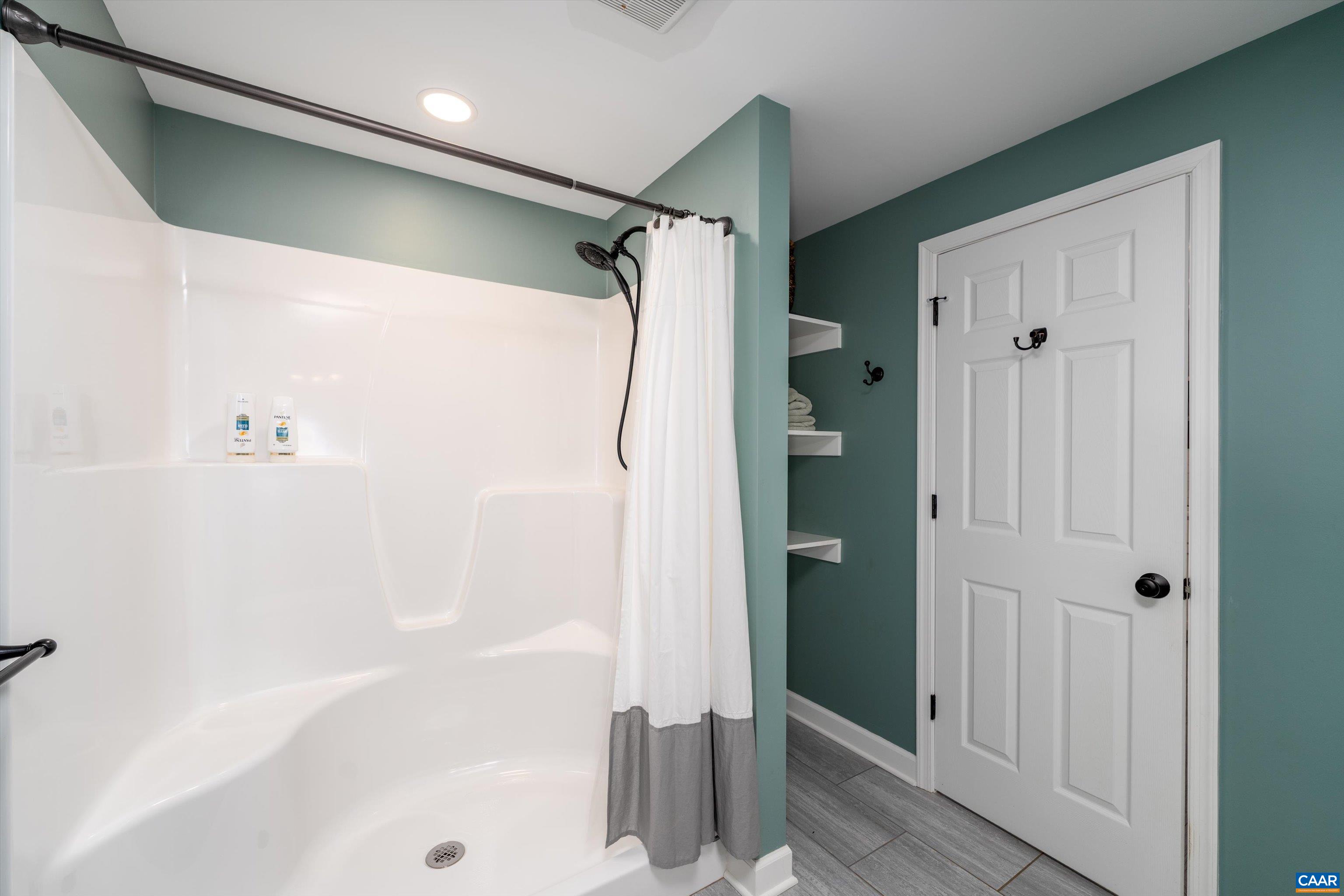 129 FONTANA CT