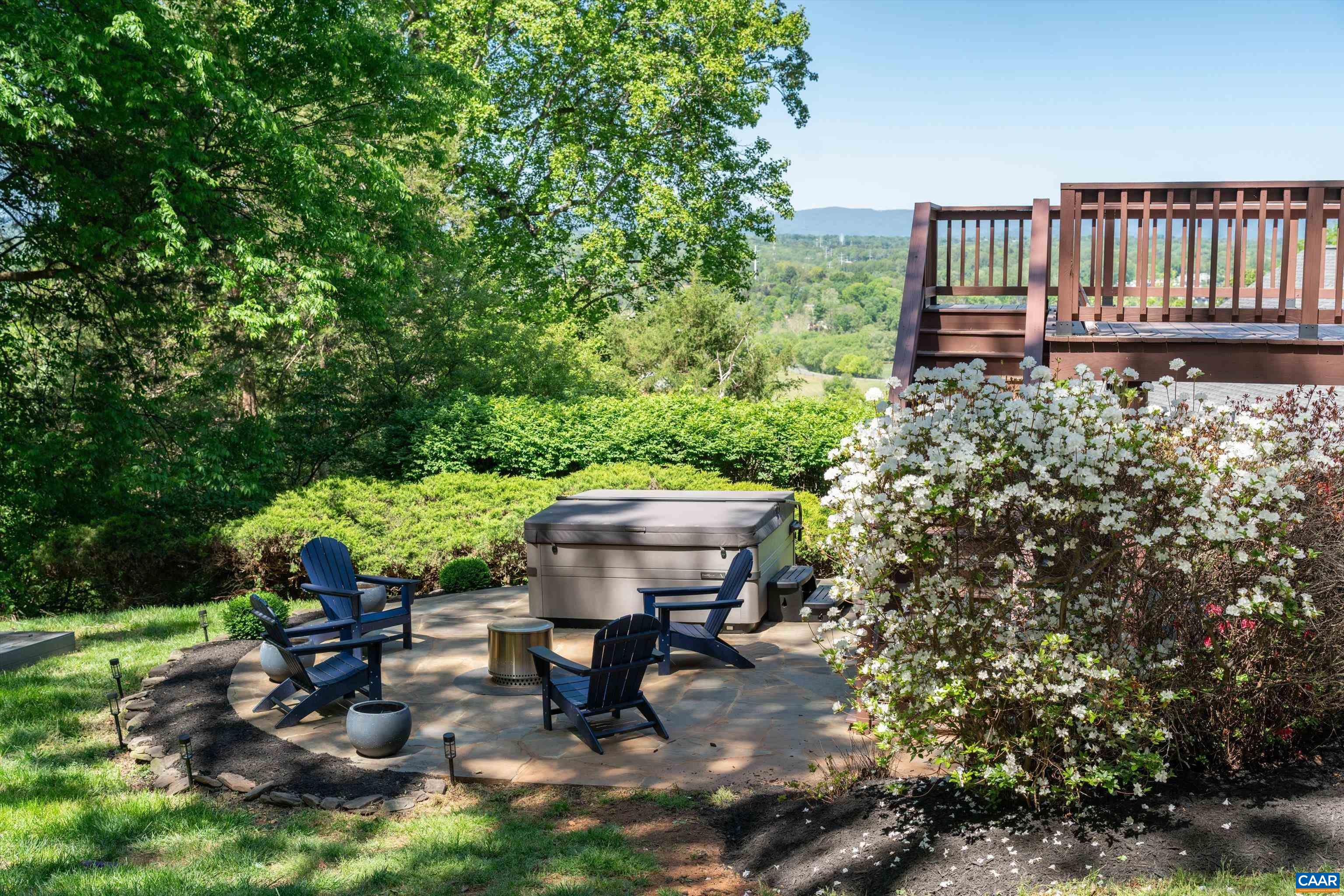 129 FONTANA CT