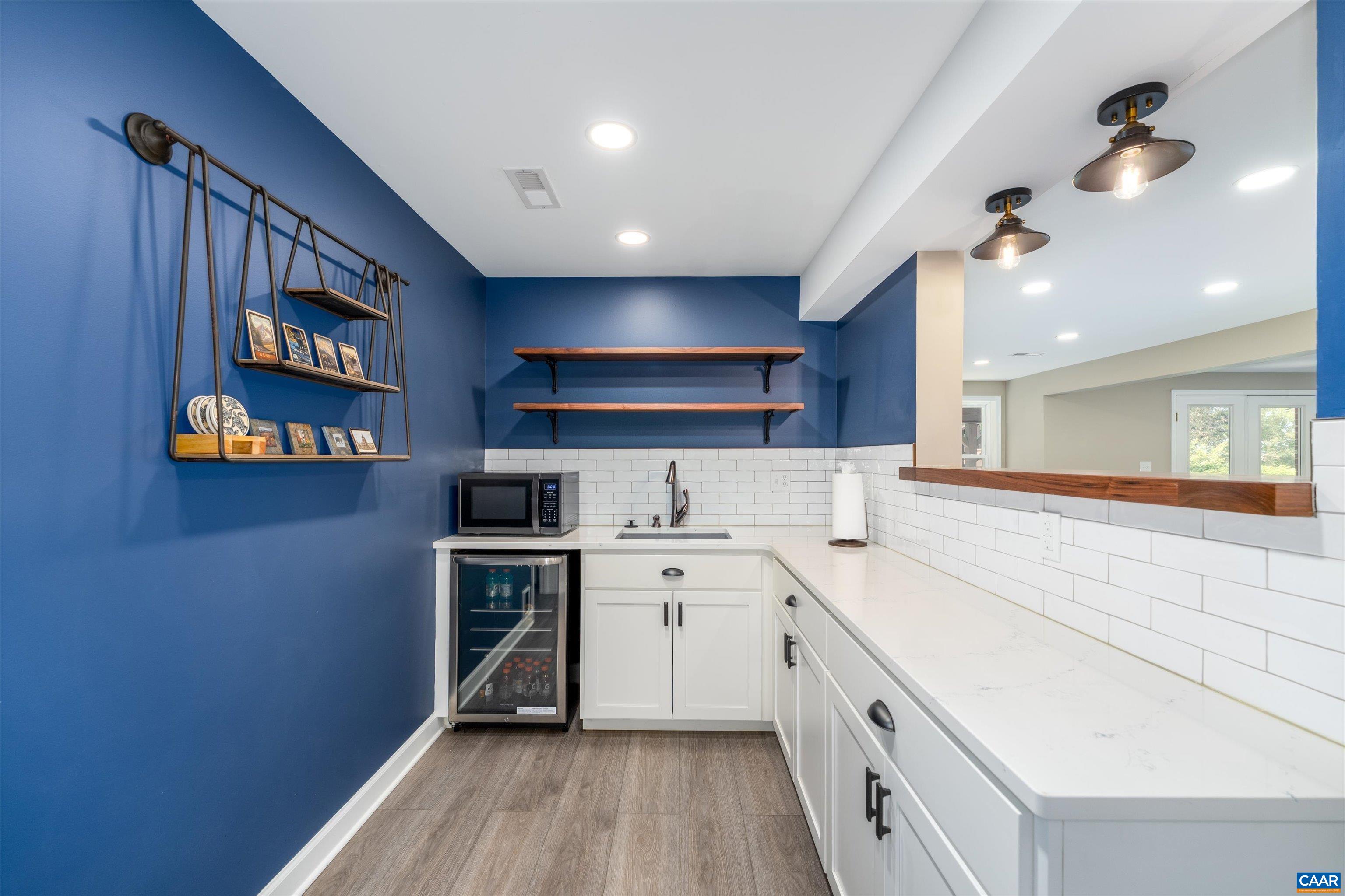 129 FONTANA CT