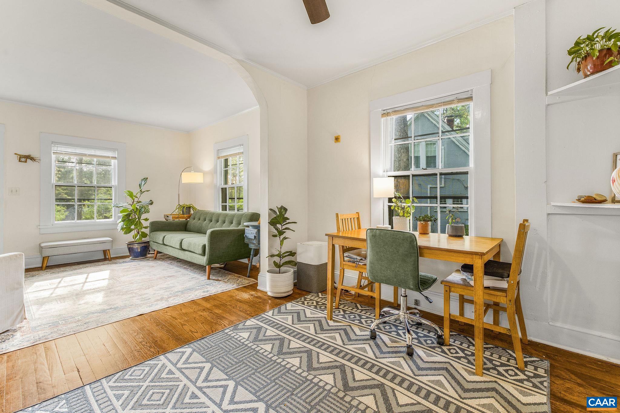 2325 HIGHLAND AVE