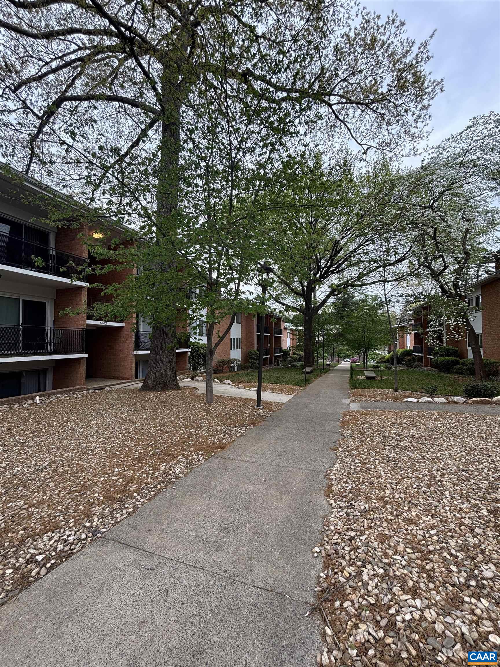 1800 JEFFERSON PARK AVE Unit: 62
