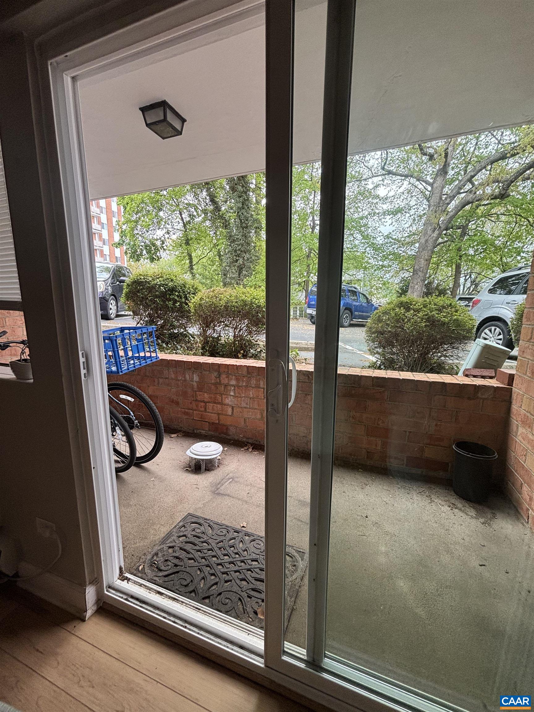 1800 JEFFERSON PARK AVE Unit: 62