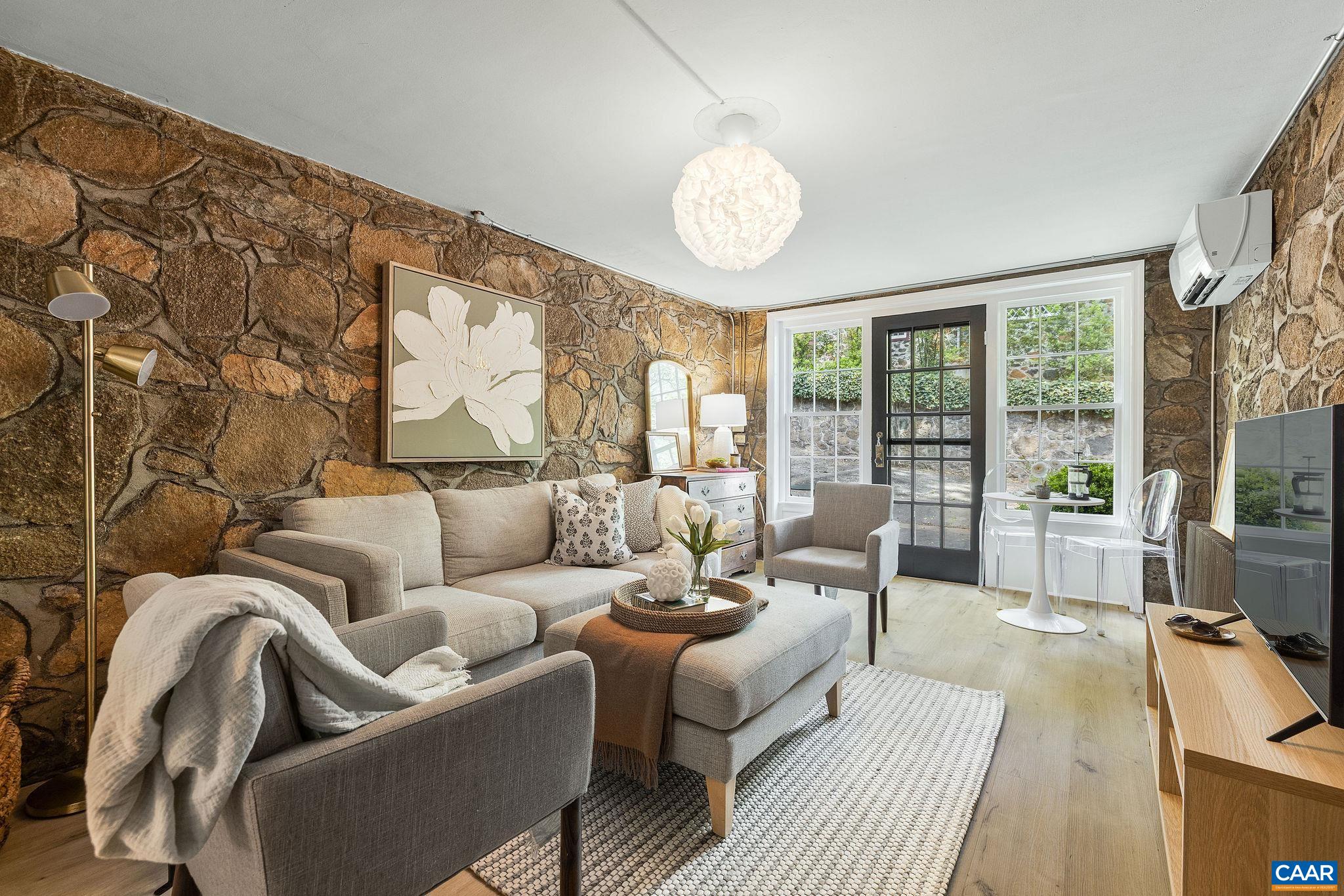 2662 JEFFERSON PARK CIR