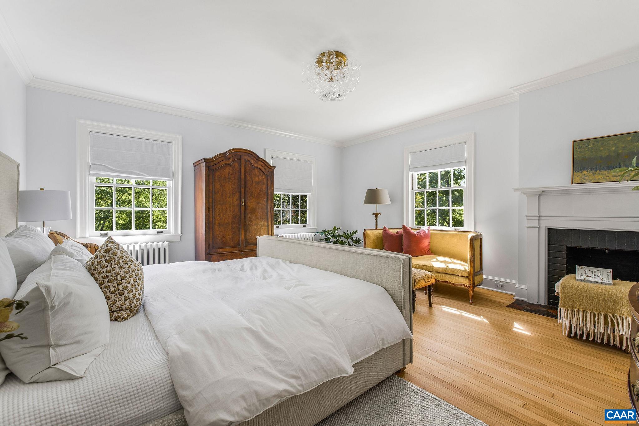 2662 JEFFERSON PARK CIR