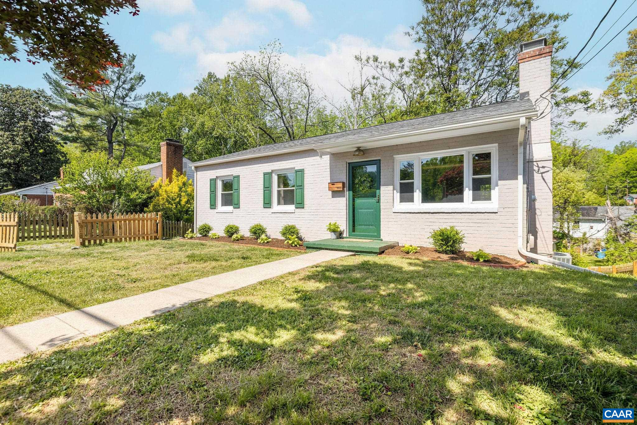 1007 HOLMES AVE