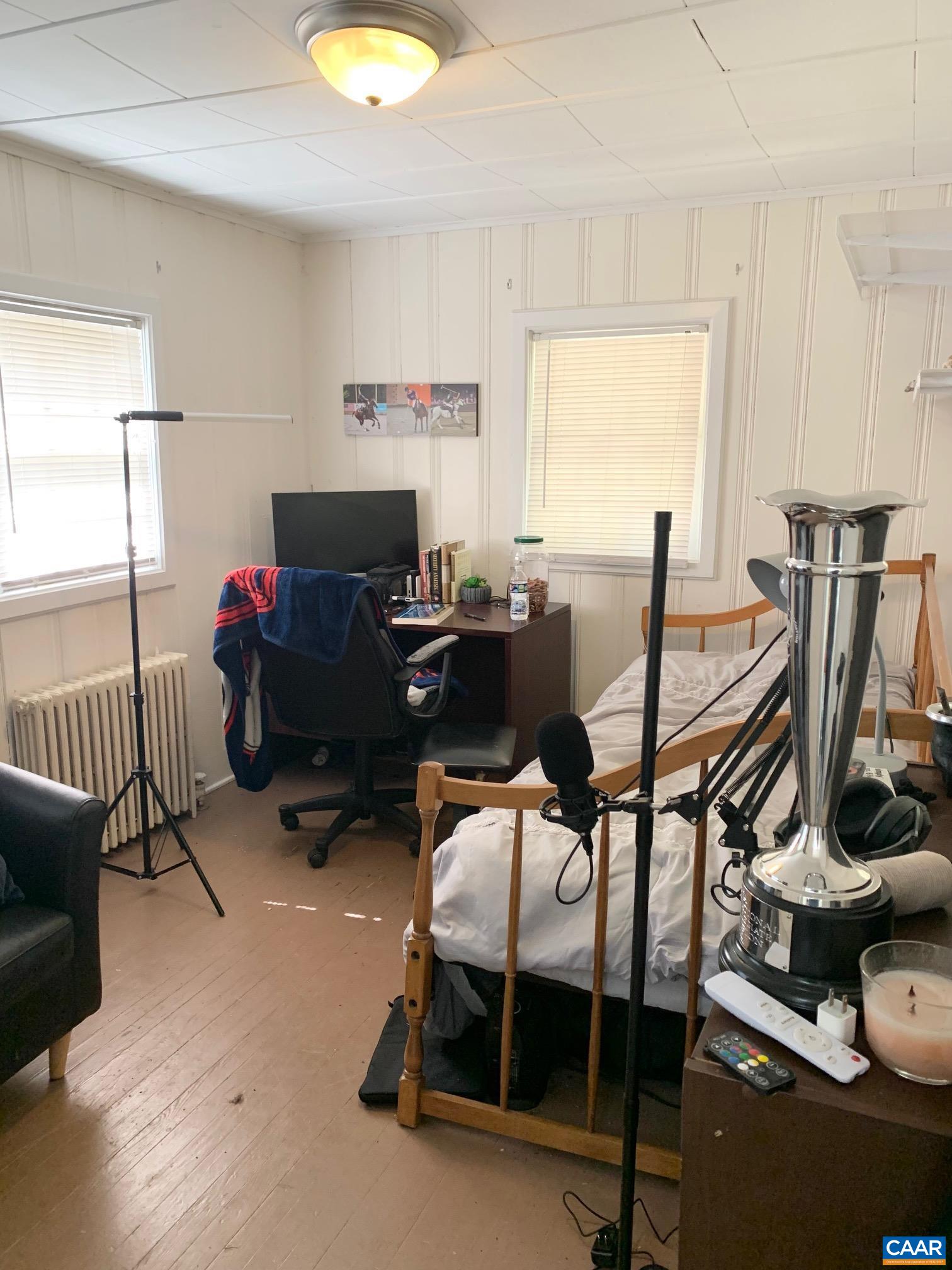 111 CHELSEA DR Unit: 5
