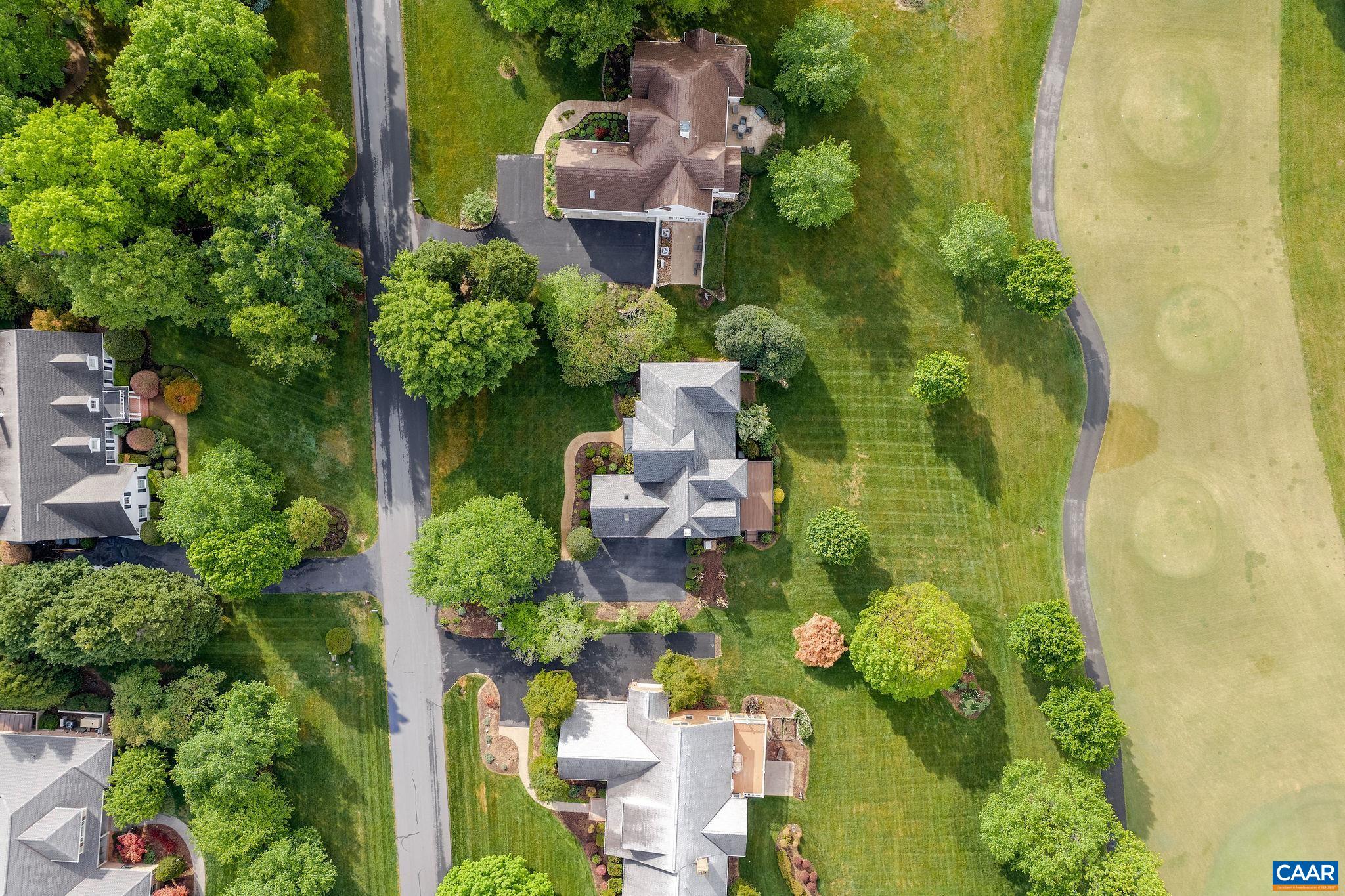 3243 DARBY RD