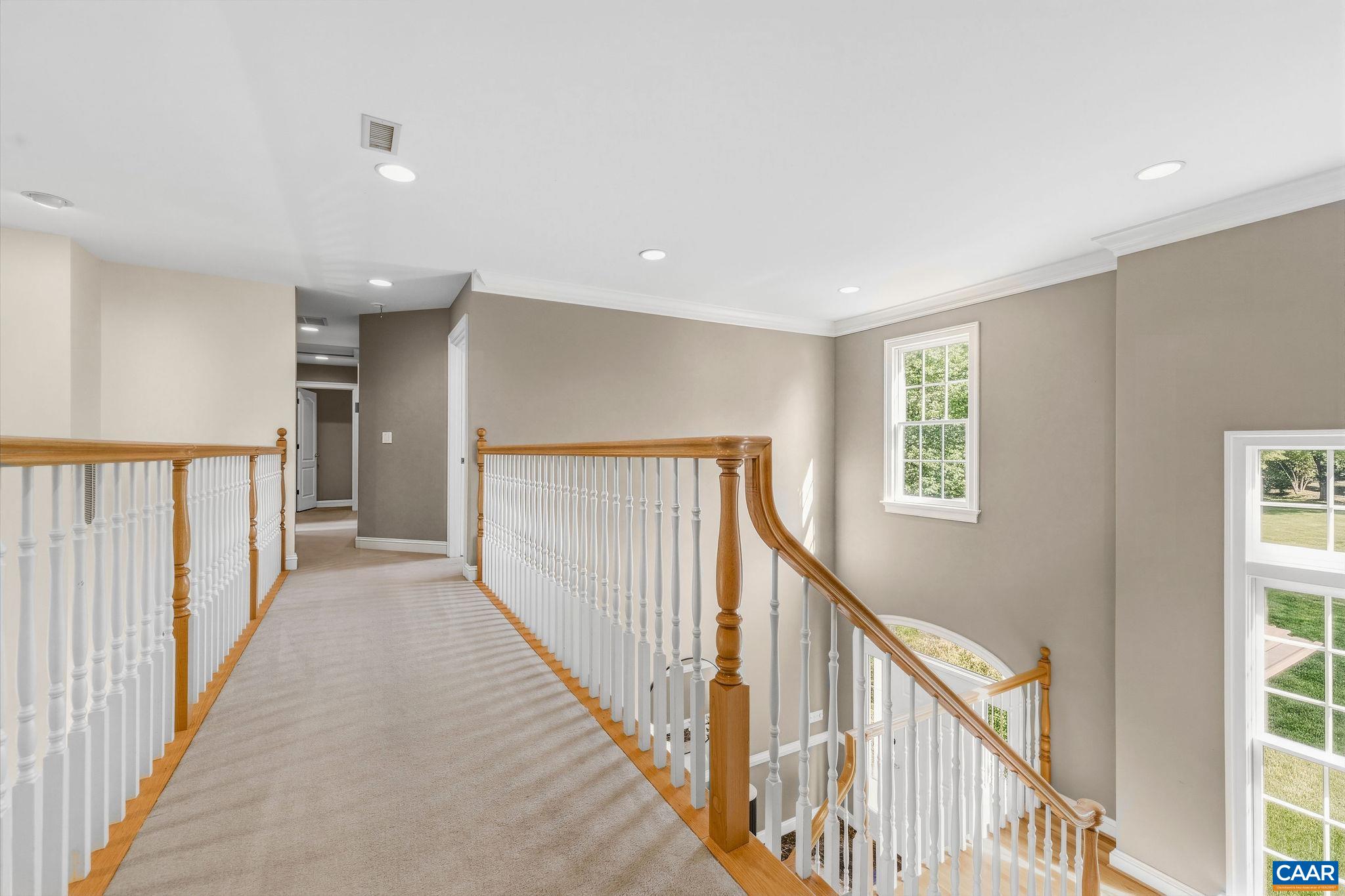 3243 DARBY RD