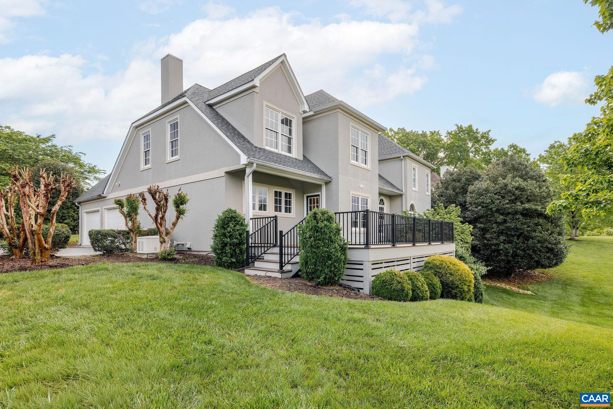 3243 DARBY RD