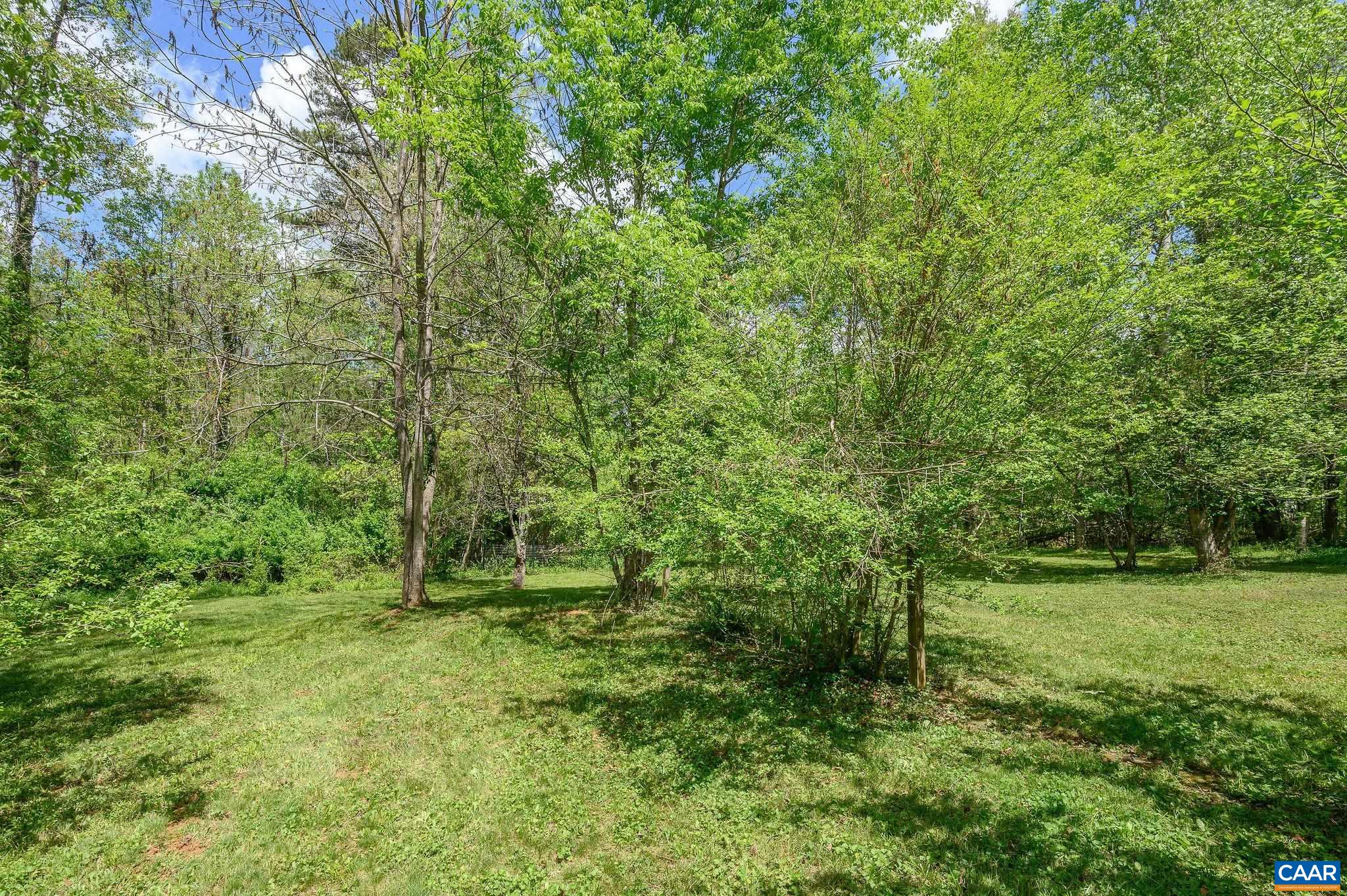 6554 ESMONT RD