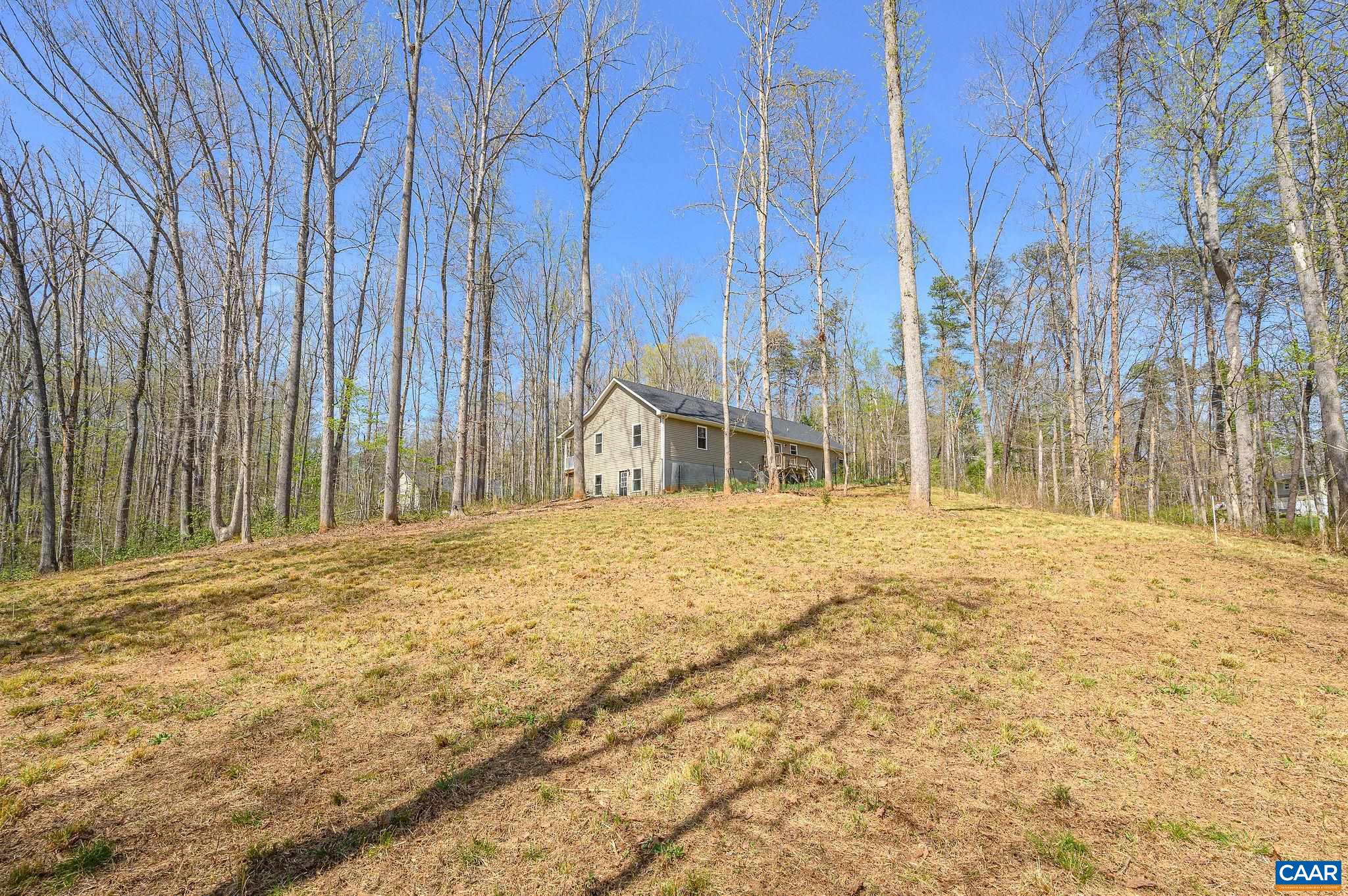 266 SWIFT RUN RD