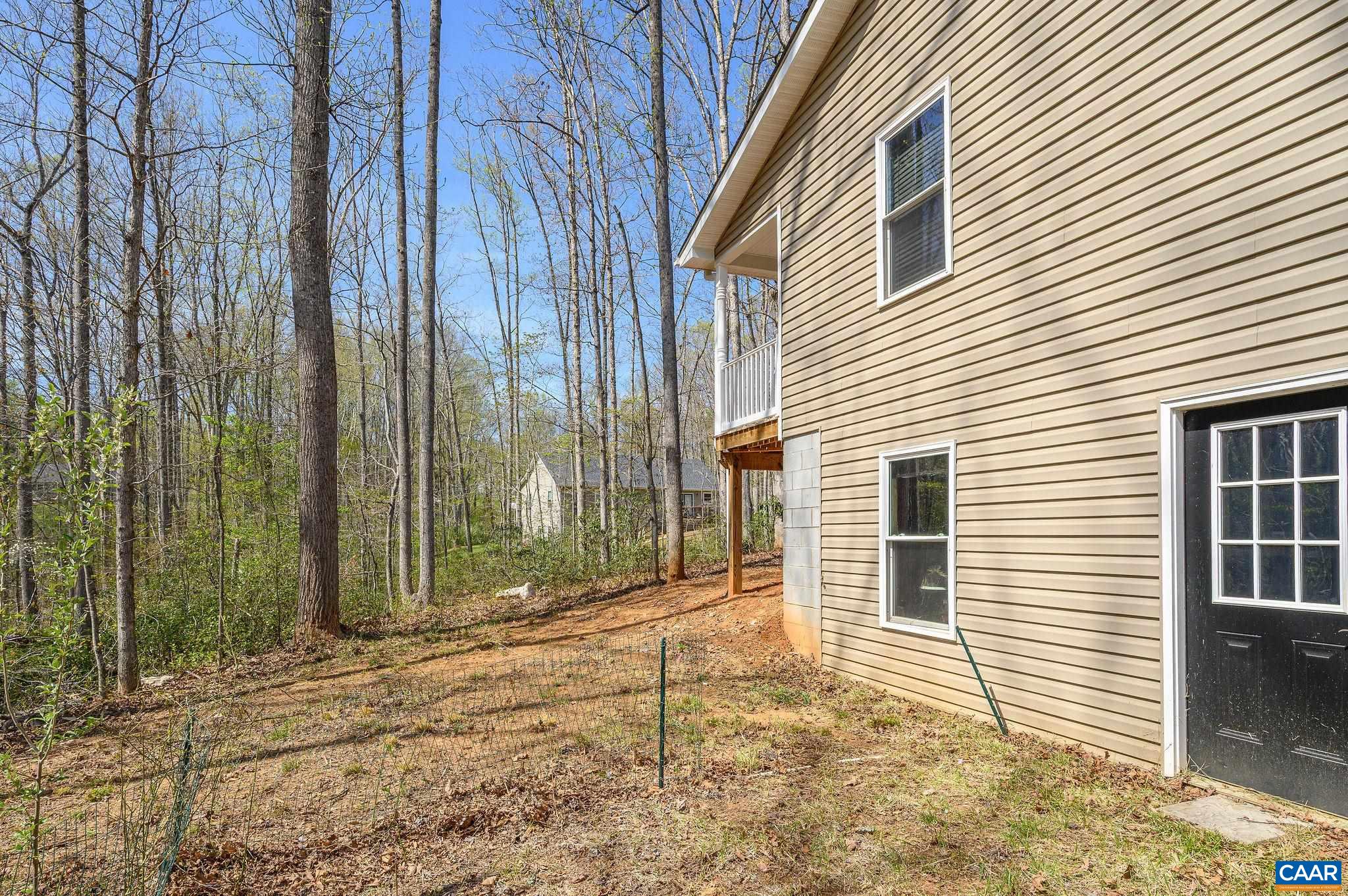266 SWIFT RUN RD