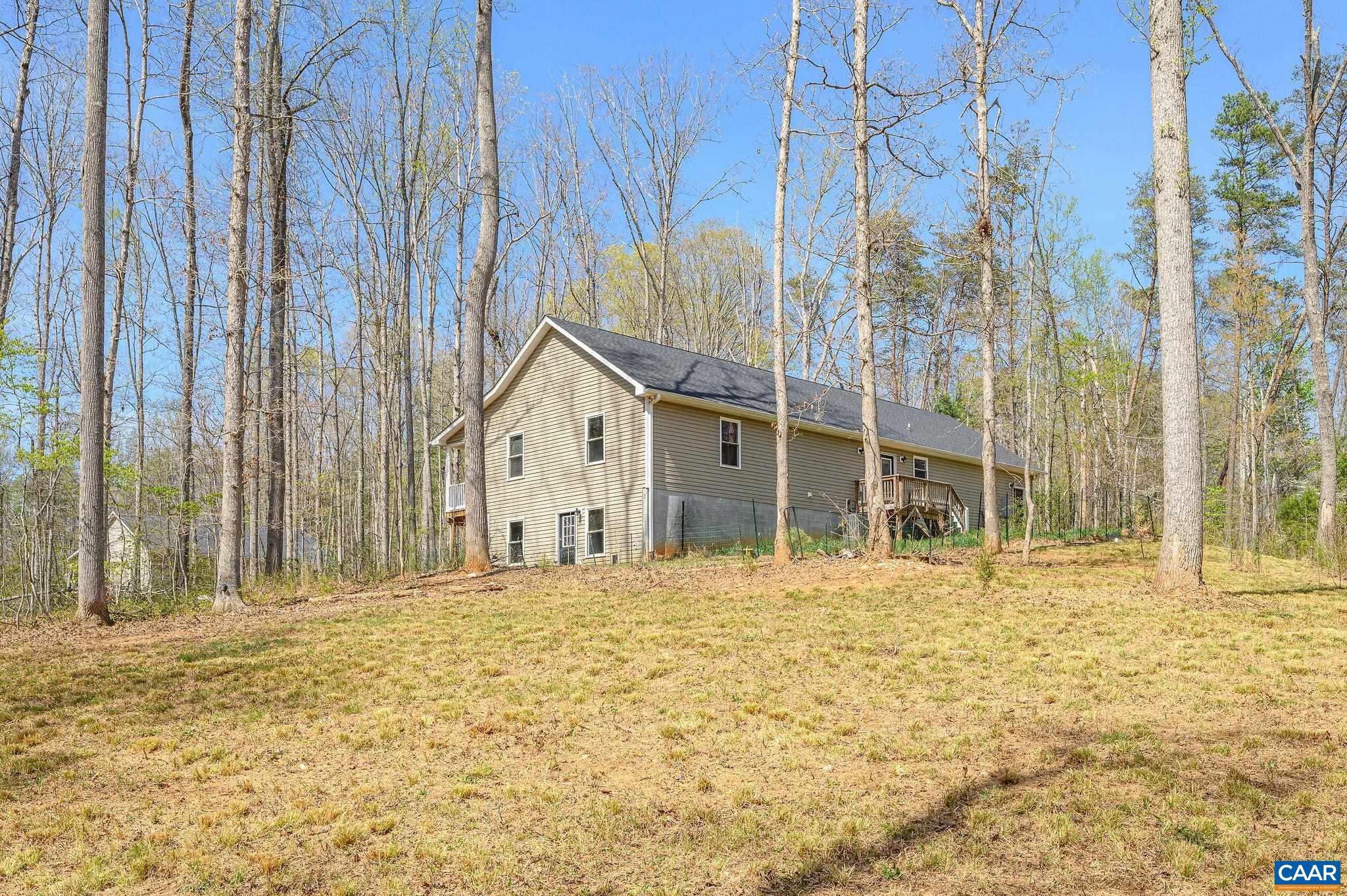 266 SWIFT RUN RD