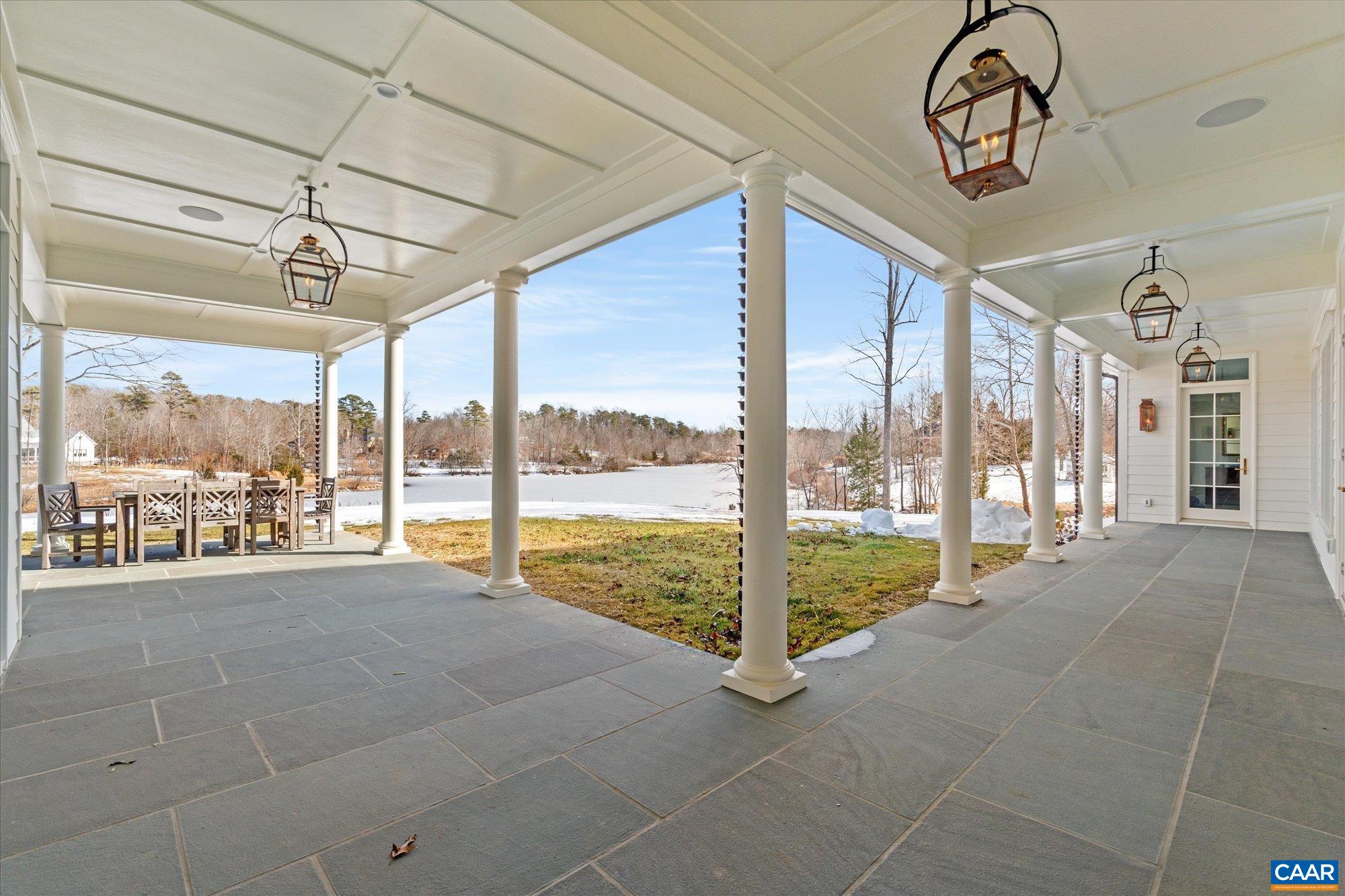 4018 FAIRWAY DR
