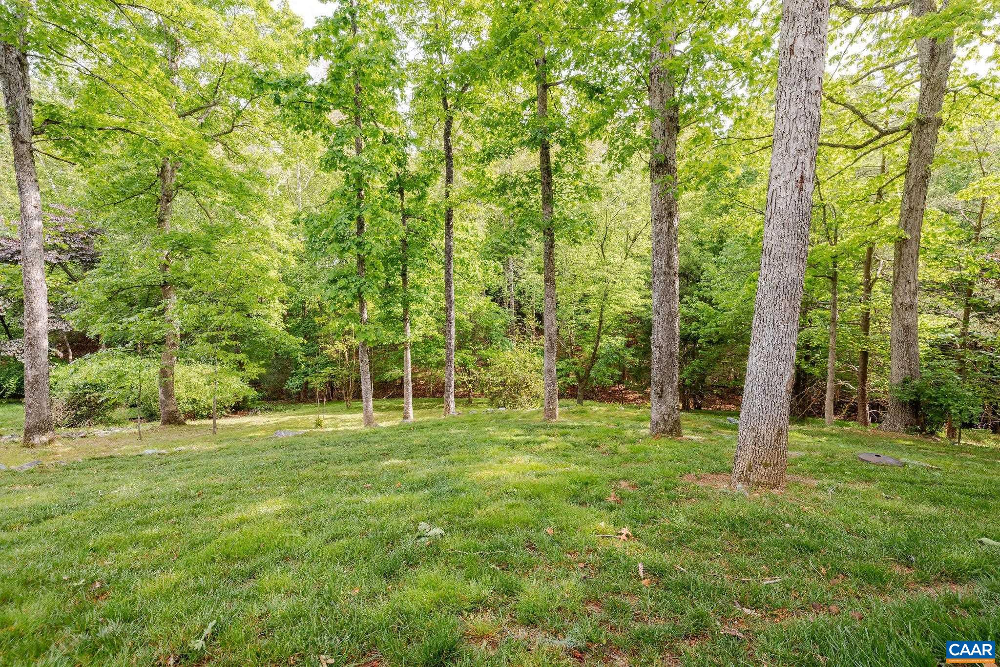 1500 PERTH CT