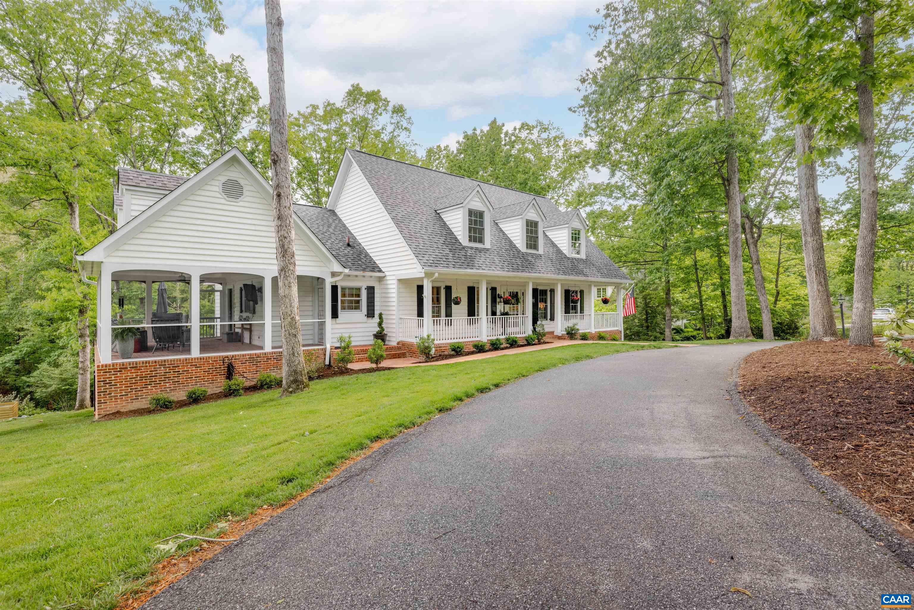 1500 PERTH CT