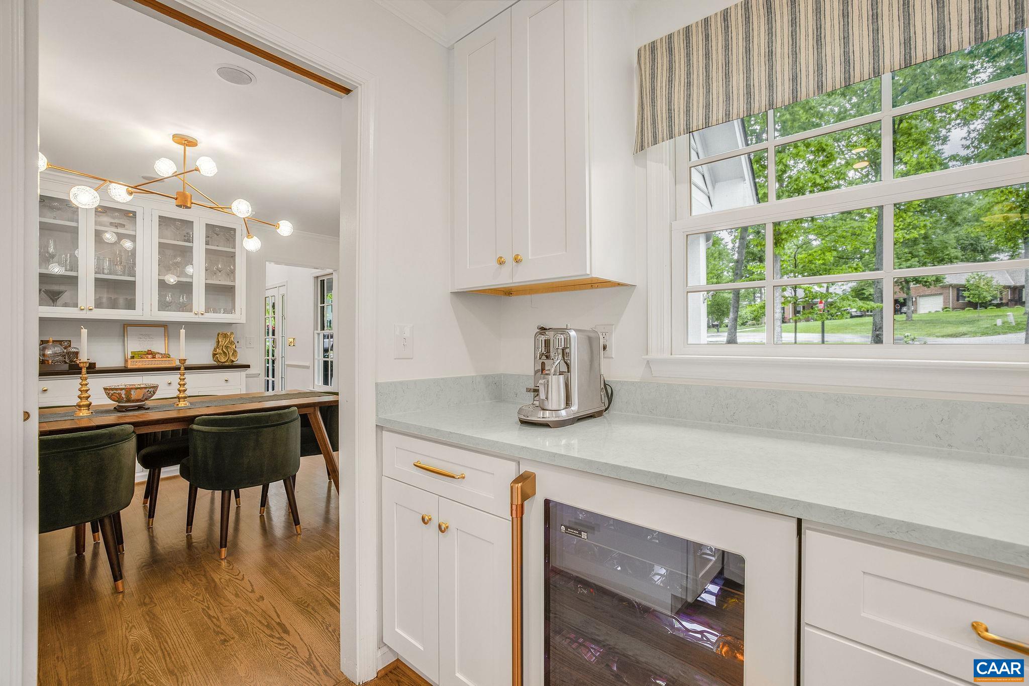 1500 PERTH CT