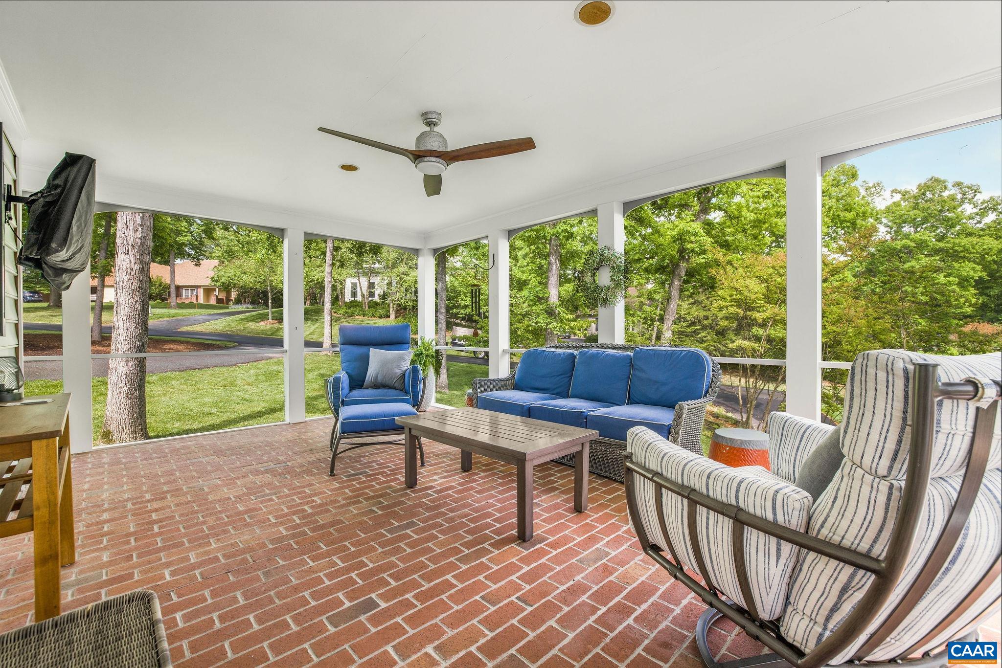 1500 PERTH CT