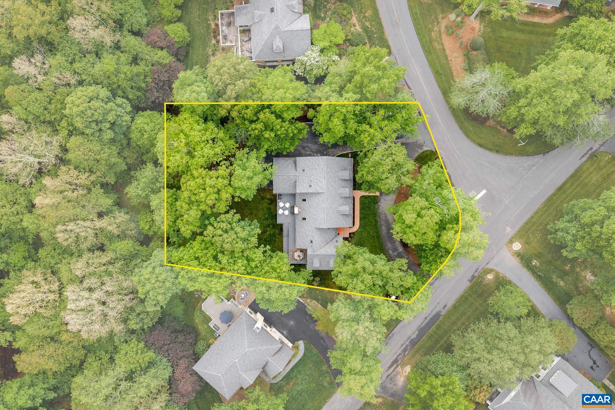 1500 PERTH CT