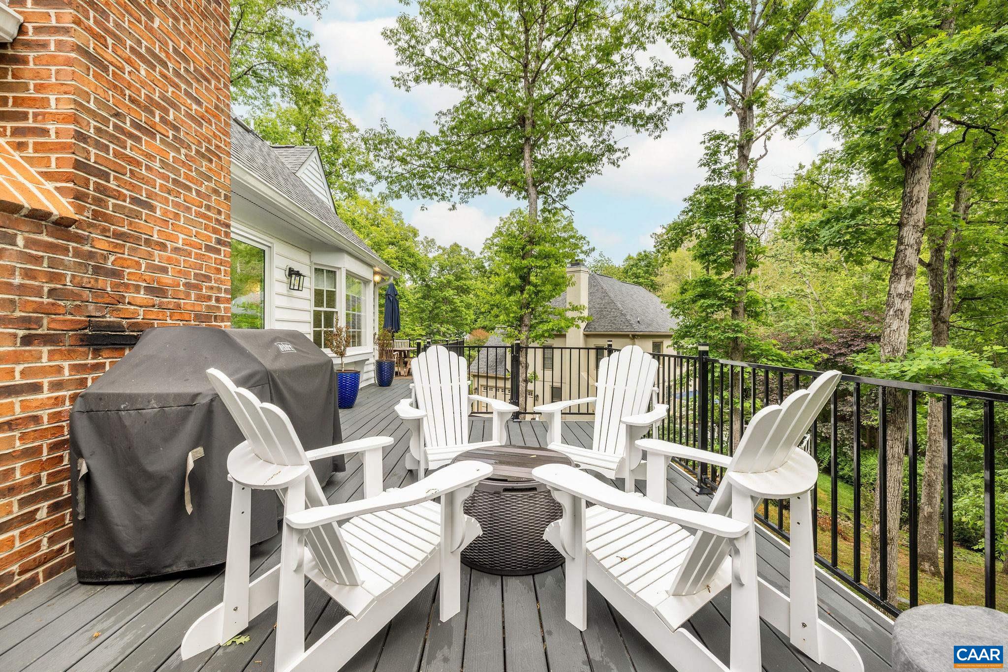 1500 PERTH CT