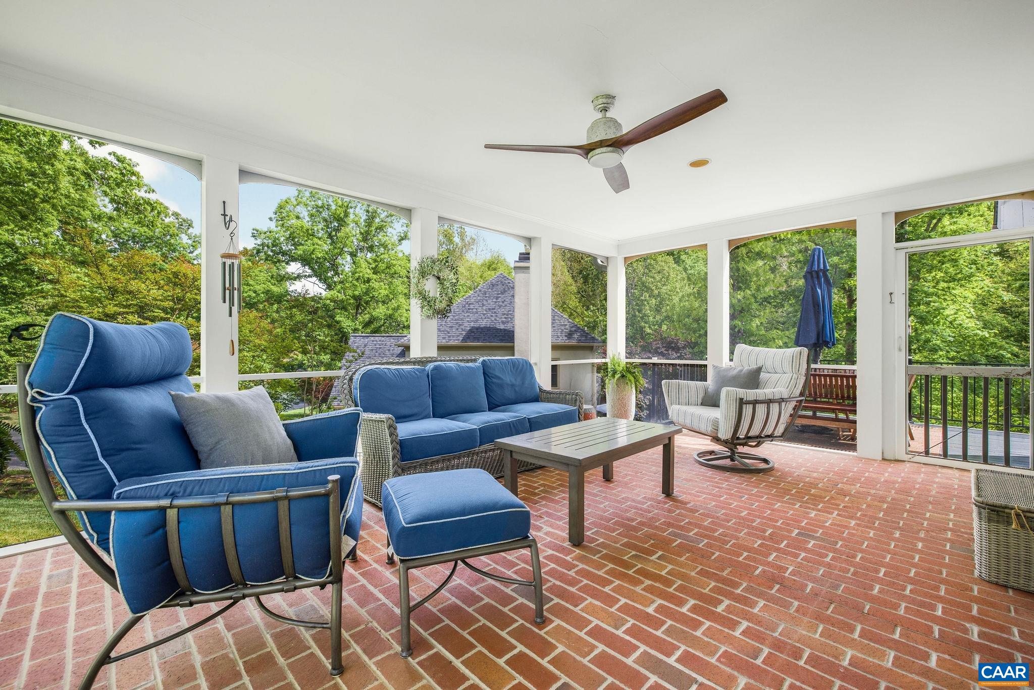 1500 PERTH CT