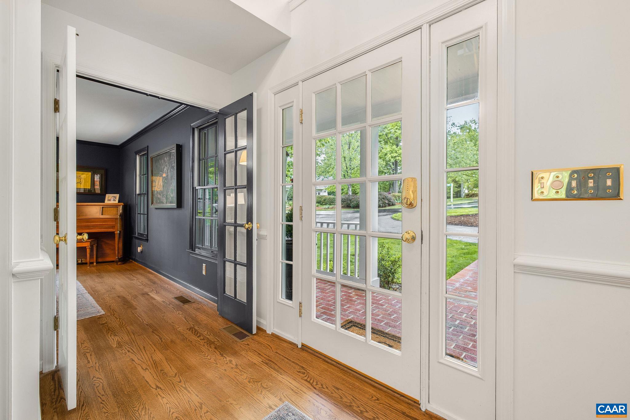 1500 PERTH CT