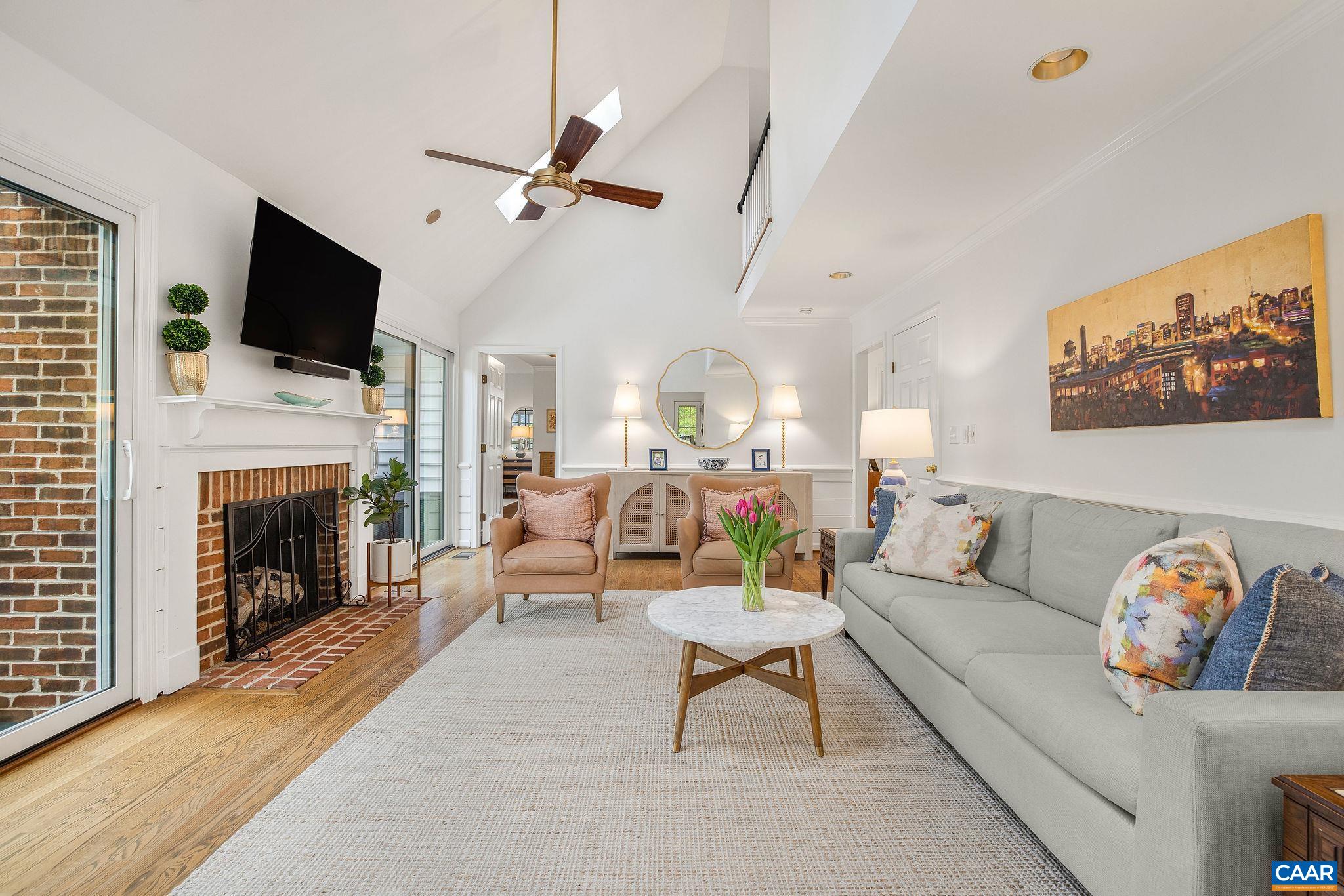 1500 PERTH CT