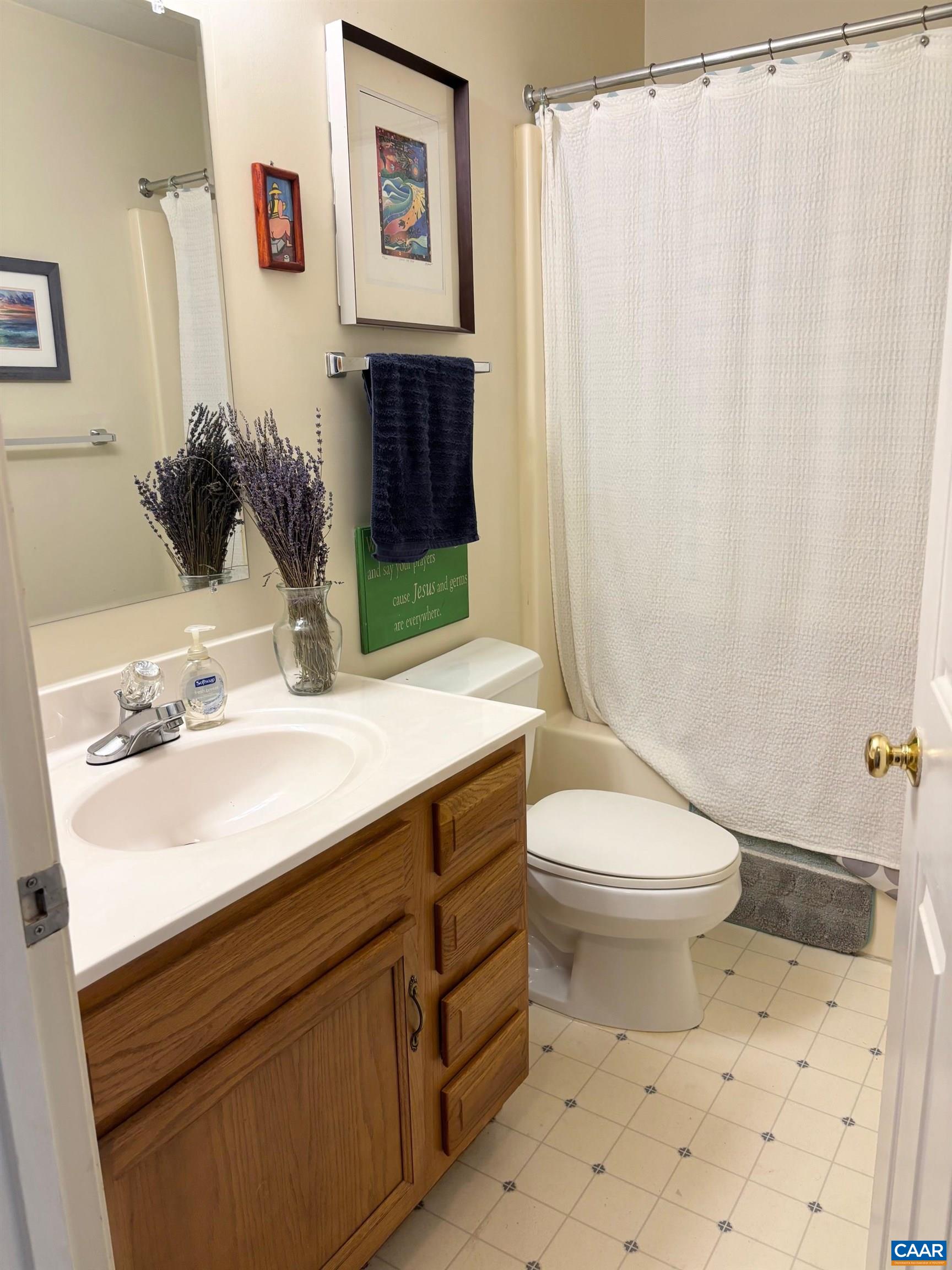 275 AUTUMN GROVE CT