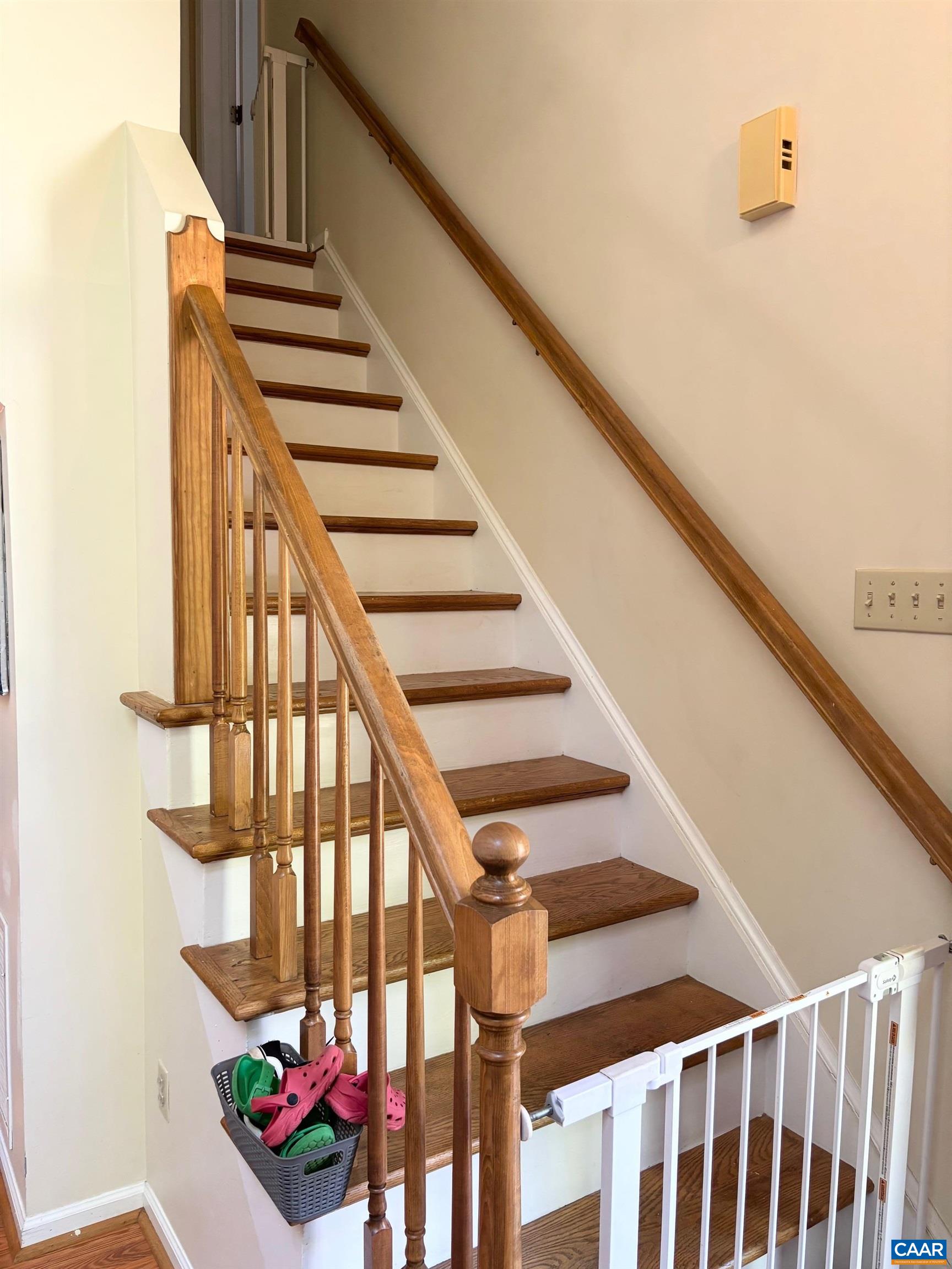 275 AUTUMN GROVE CT