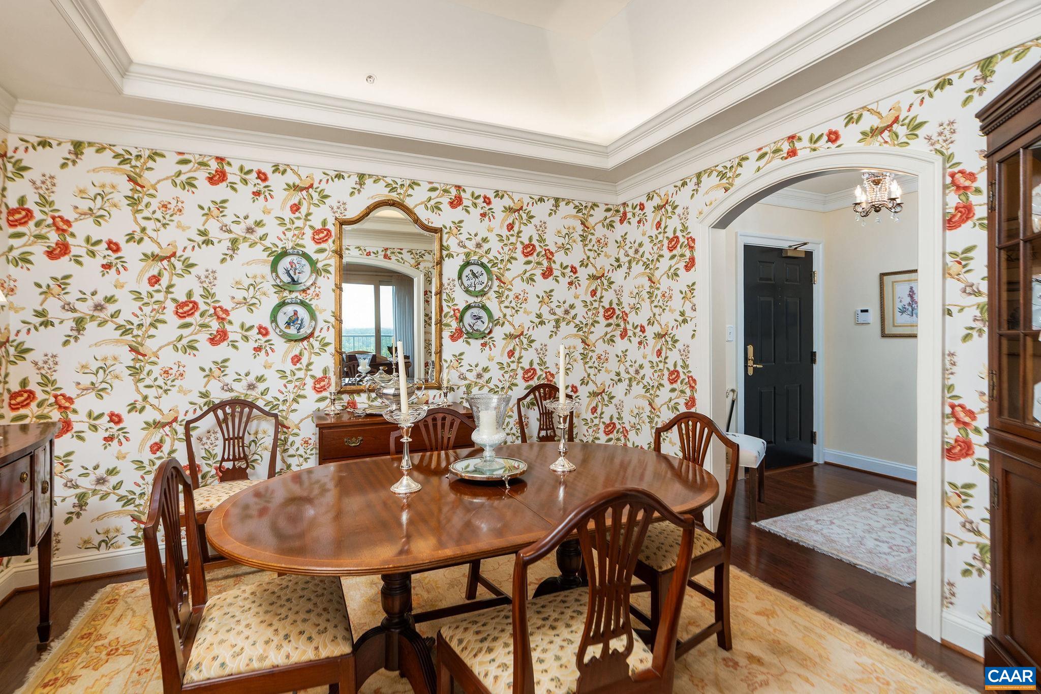 500 CRESTWOOD DR Unit: 2604