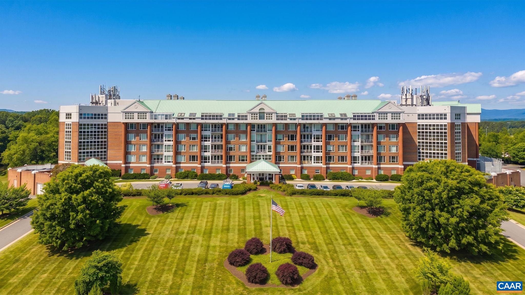 500 CRESTWOOD DR Unit: 2604