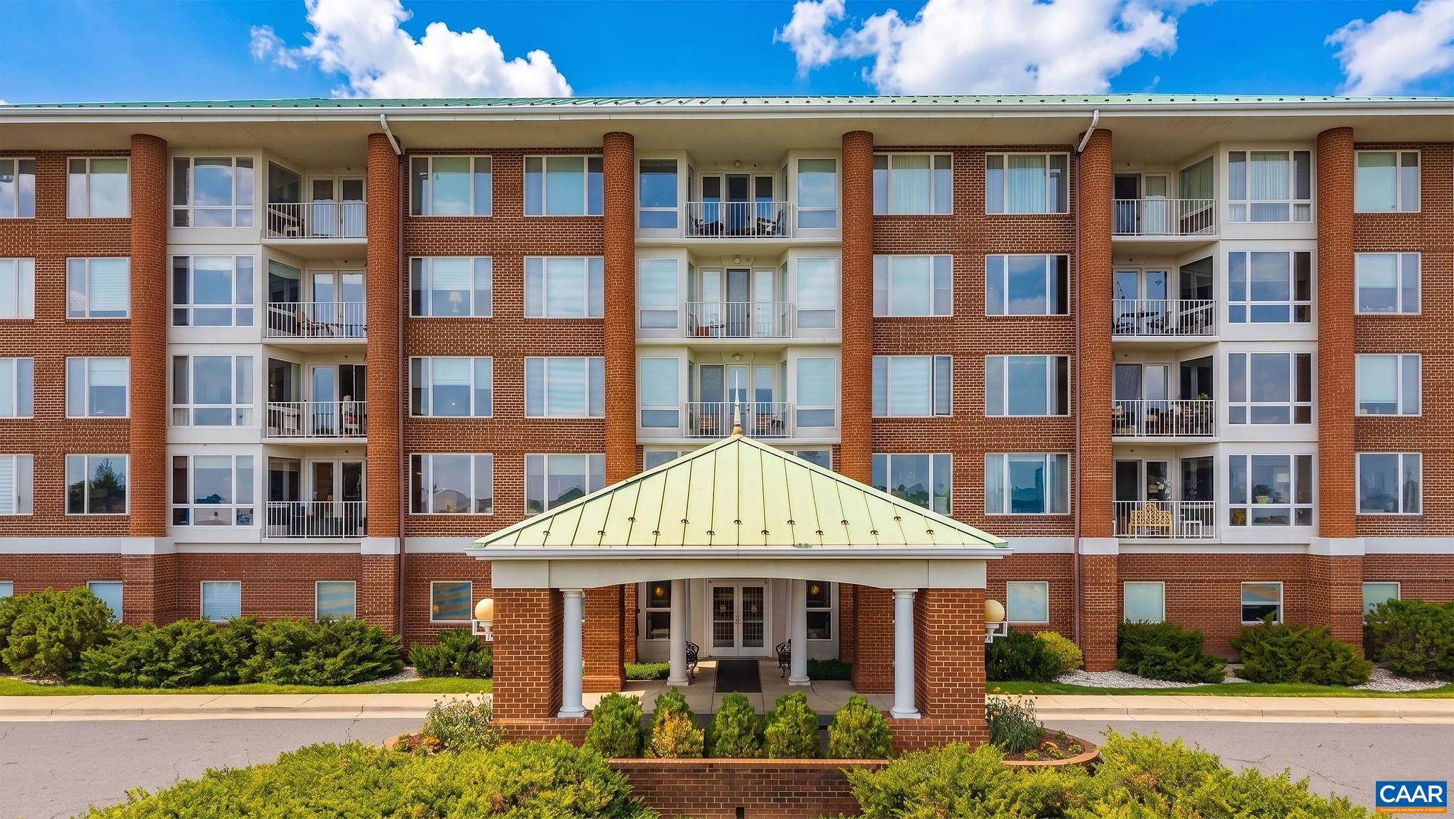 500 CRESTWOOD DR Unit: 2604