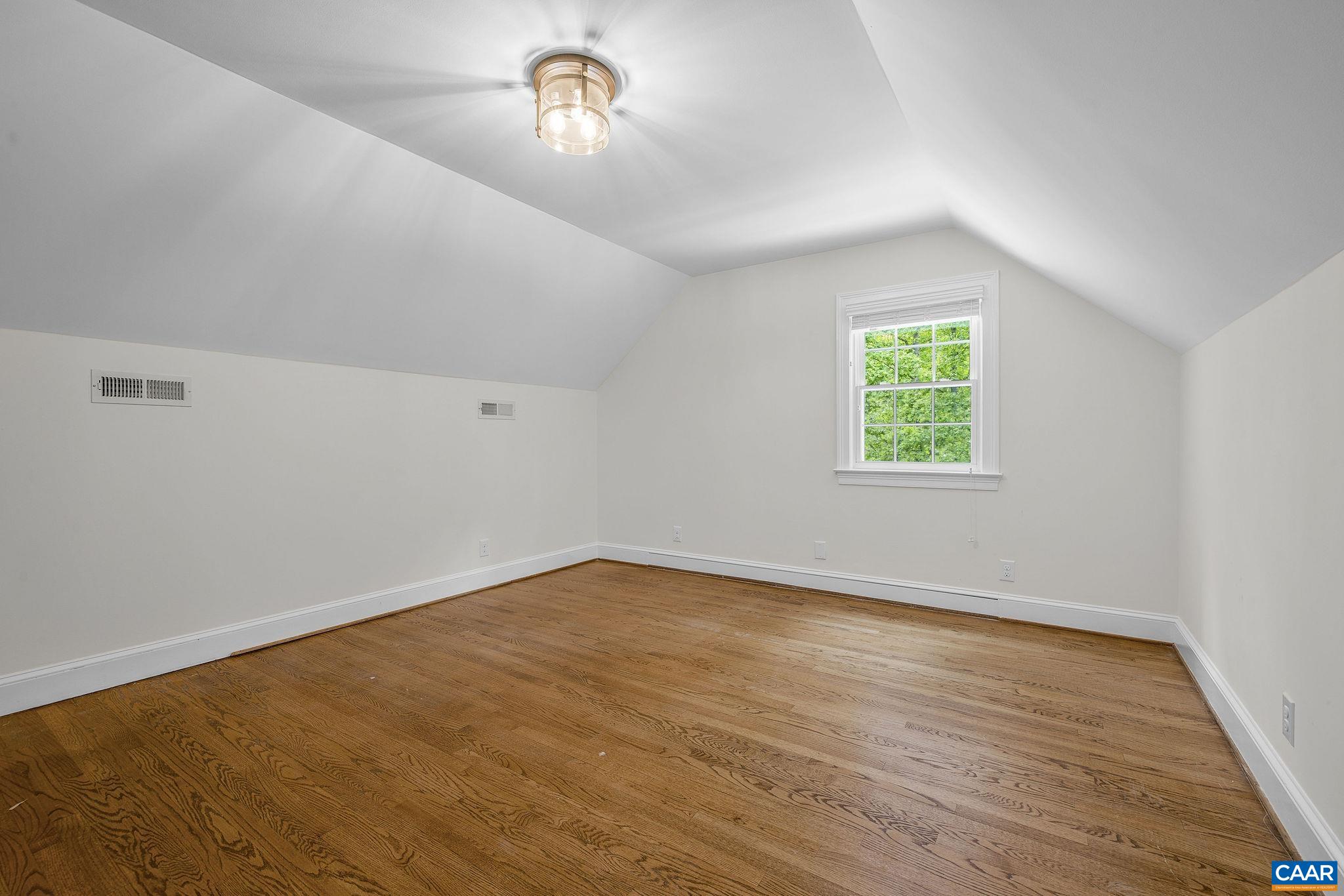 235 WILLOW BROOK RD