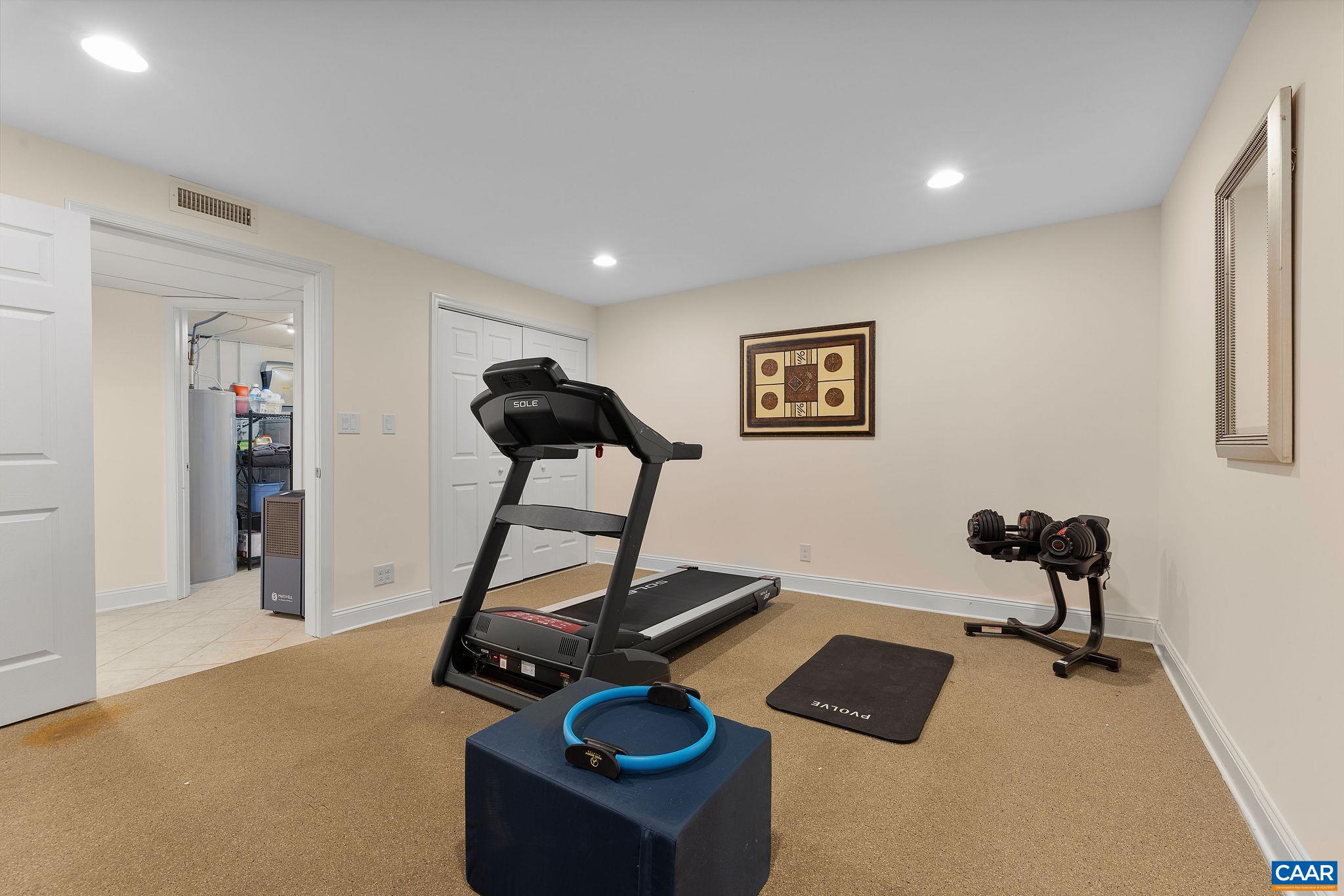 235 WILLOW BROOK RD