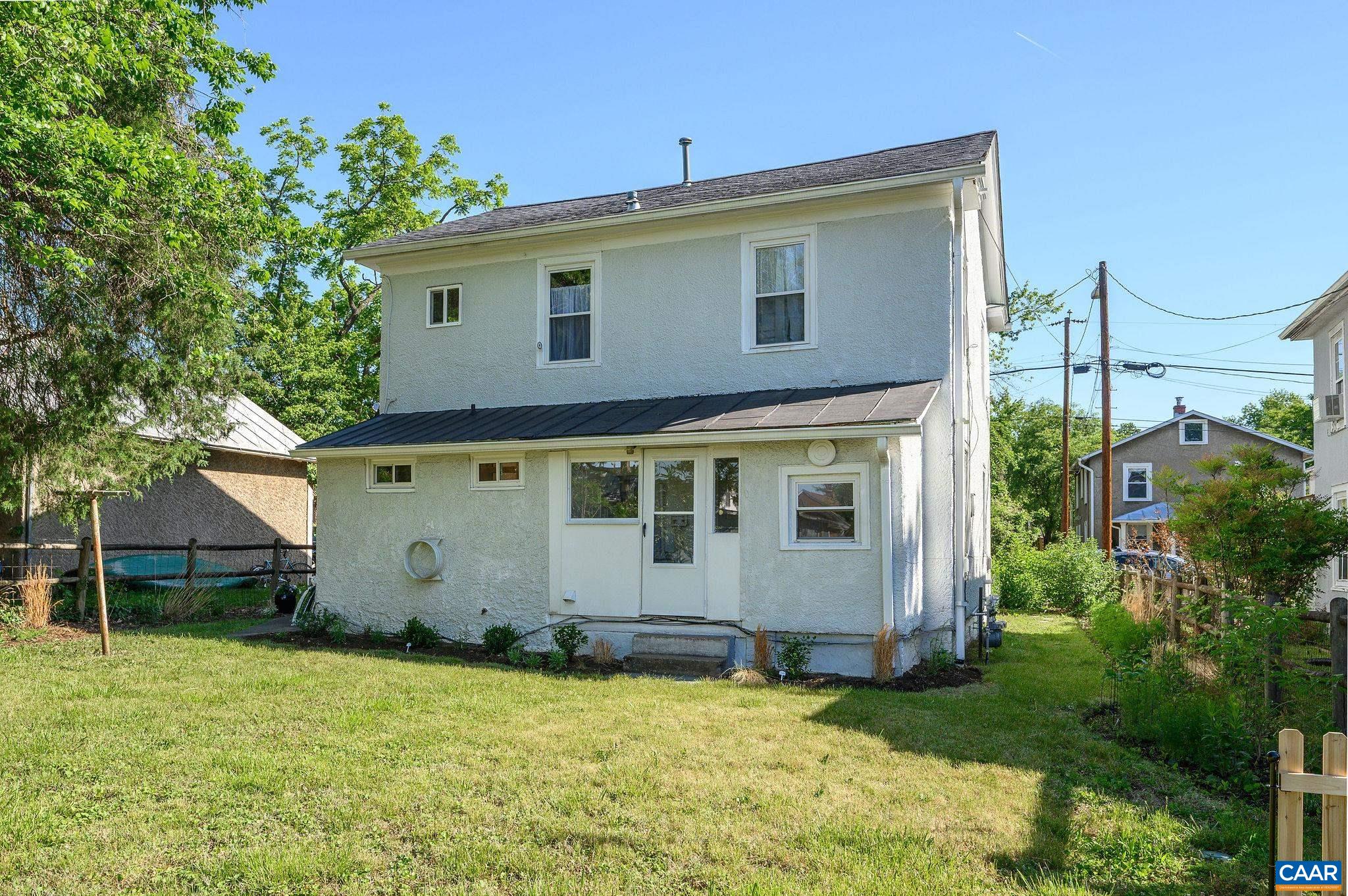 704 BLENHEIM AVE