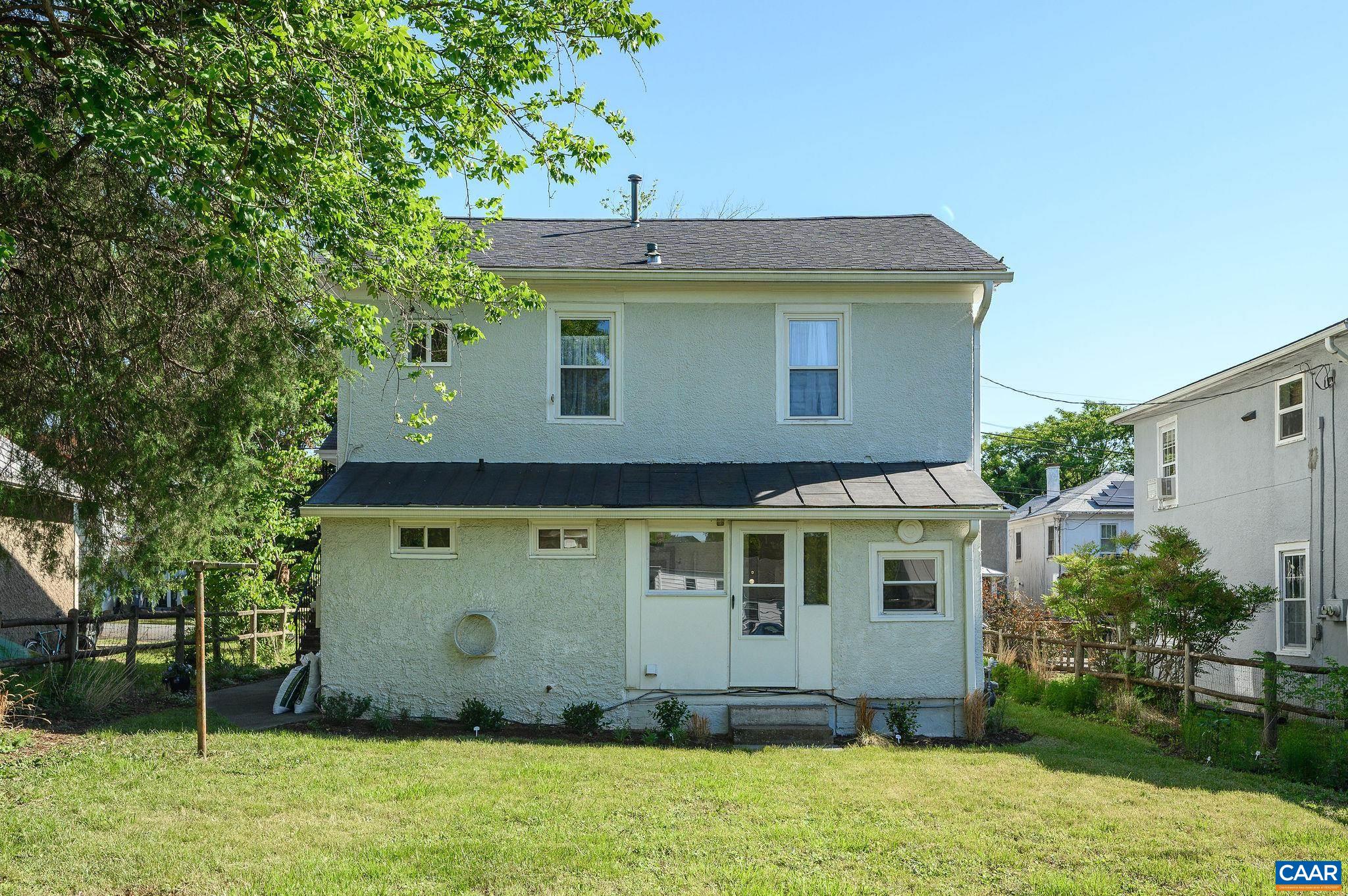 704 BLENHEIM AVE