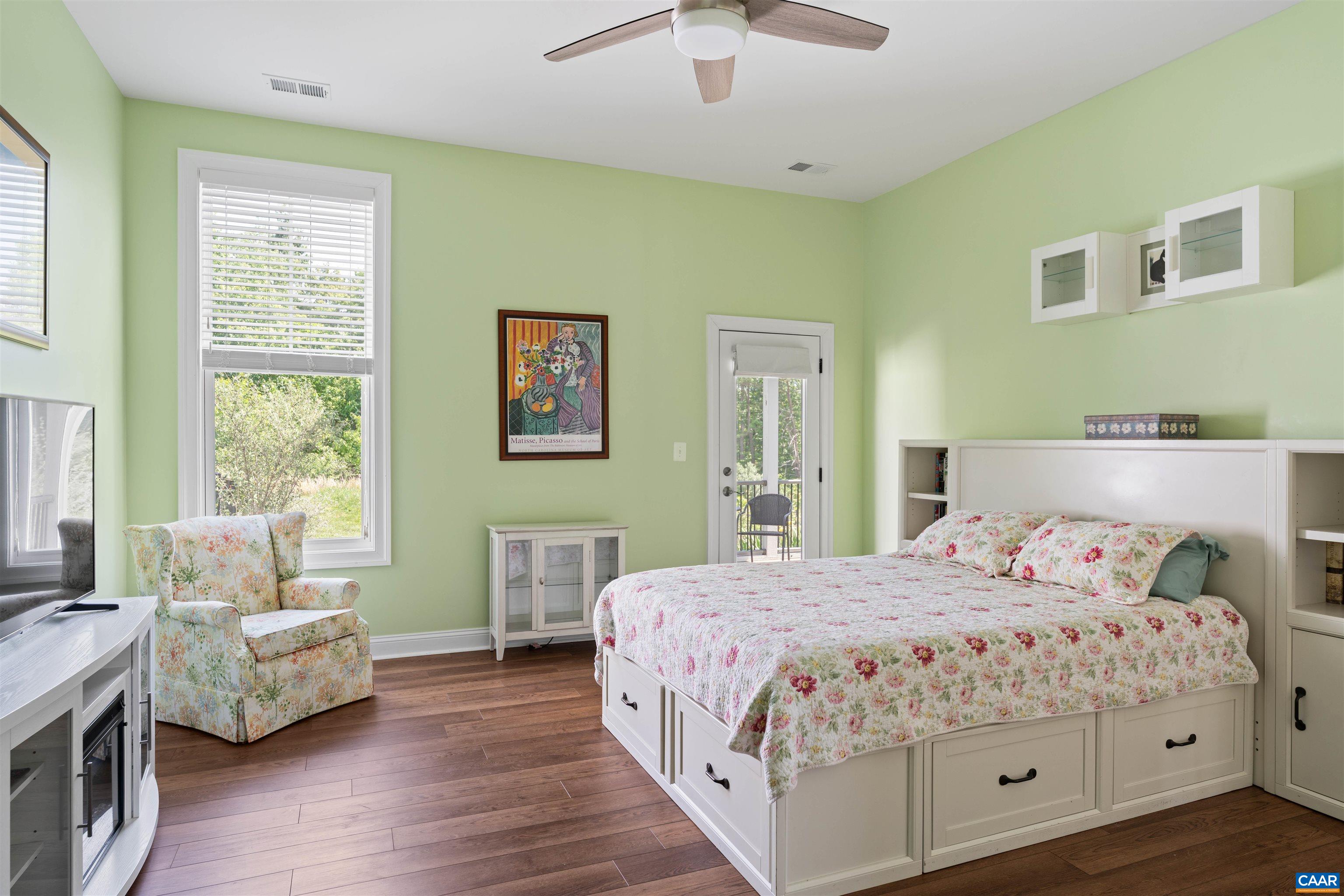 322 CLAIBOURNE RD