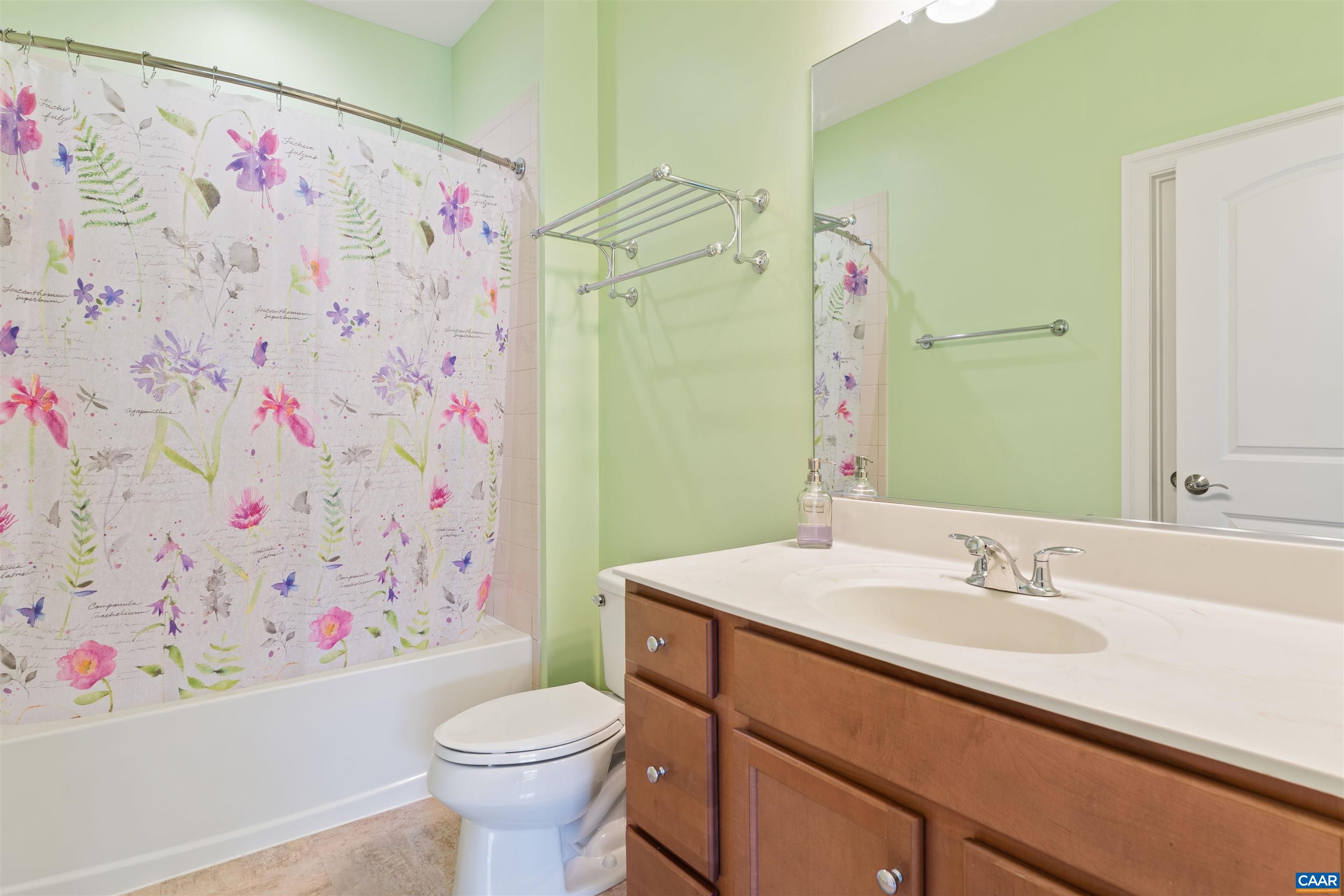 322 CLAIBOURNE RD
