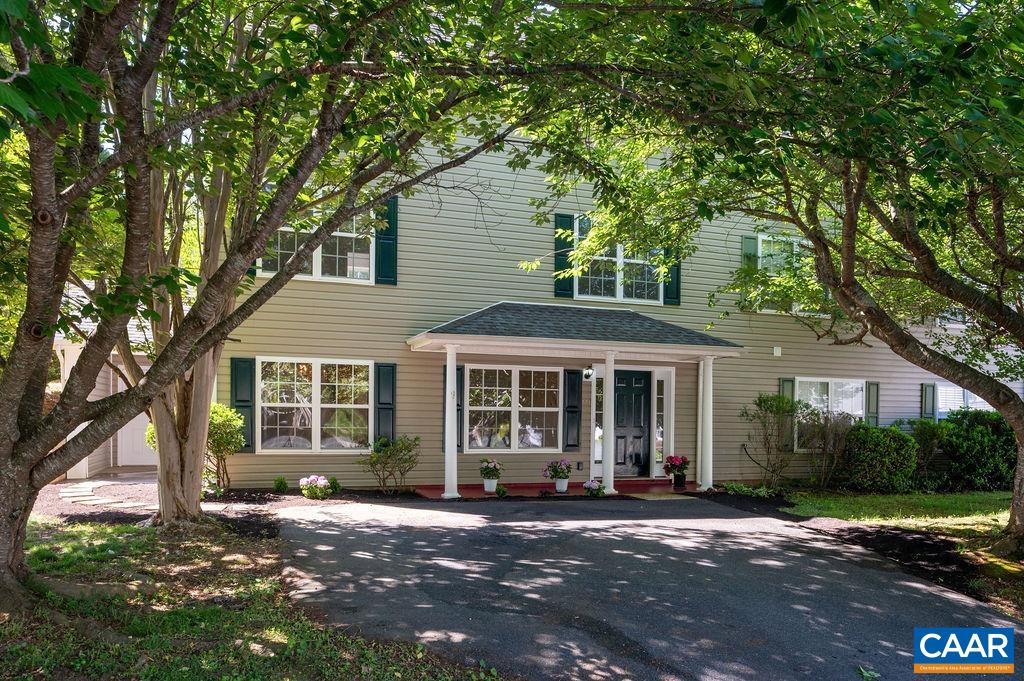 121 SUNDROPS CT