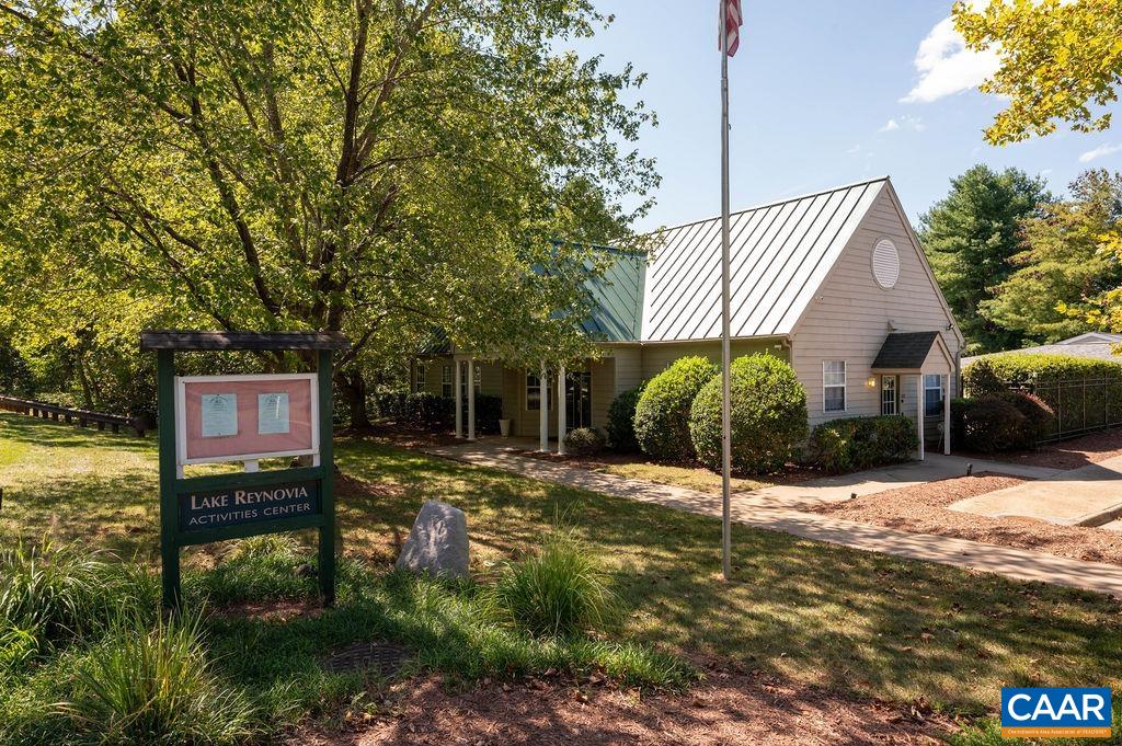 121 SUNDROPS CT