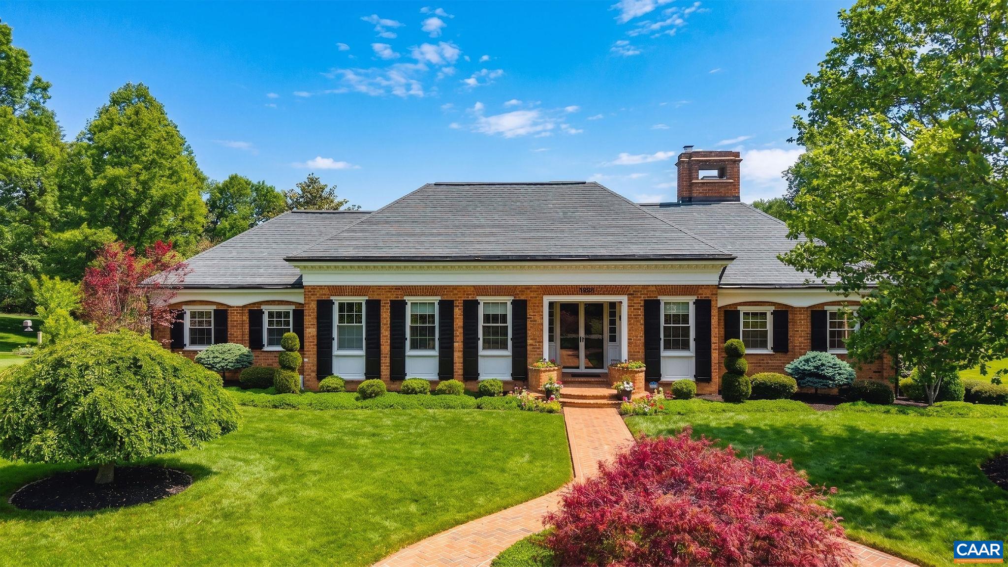 1080 FAIRWAY DR