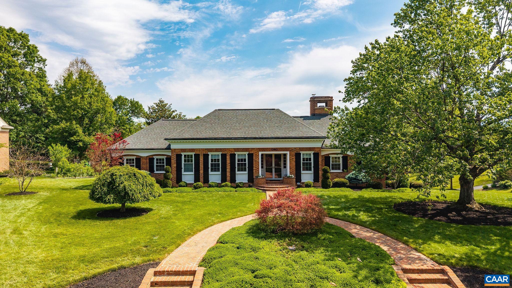 1080 FAIRWAY DR