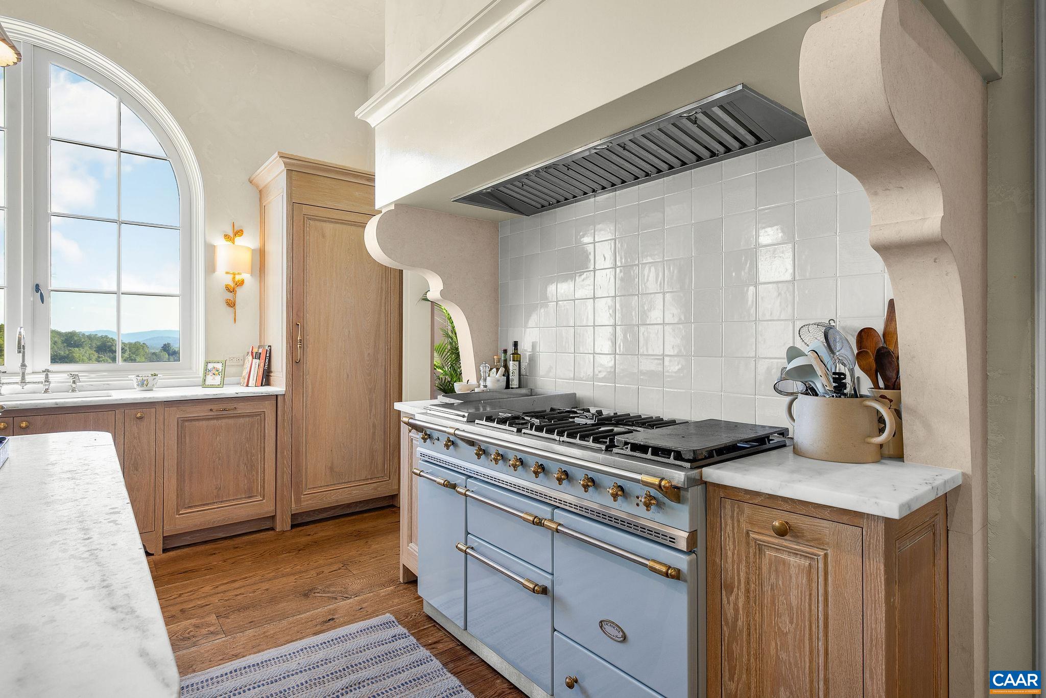 3065 BLANDEMAR DR