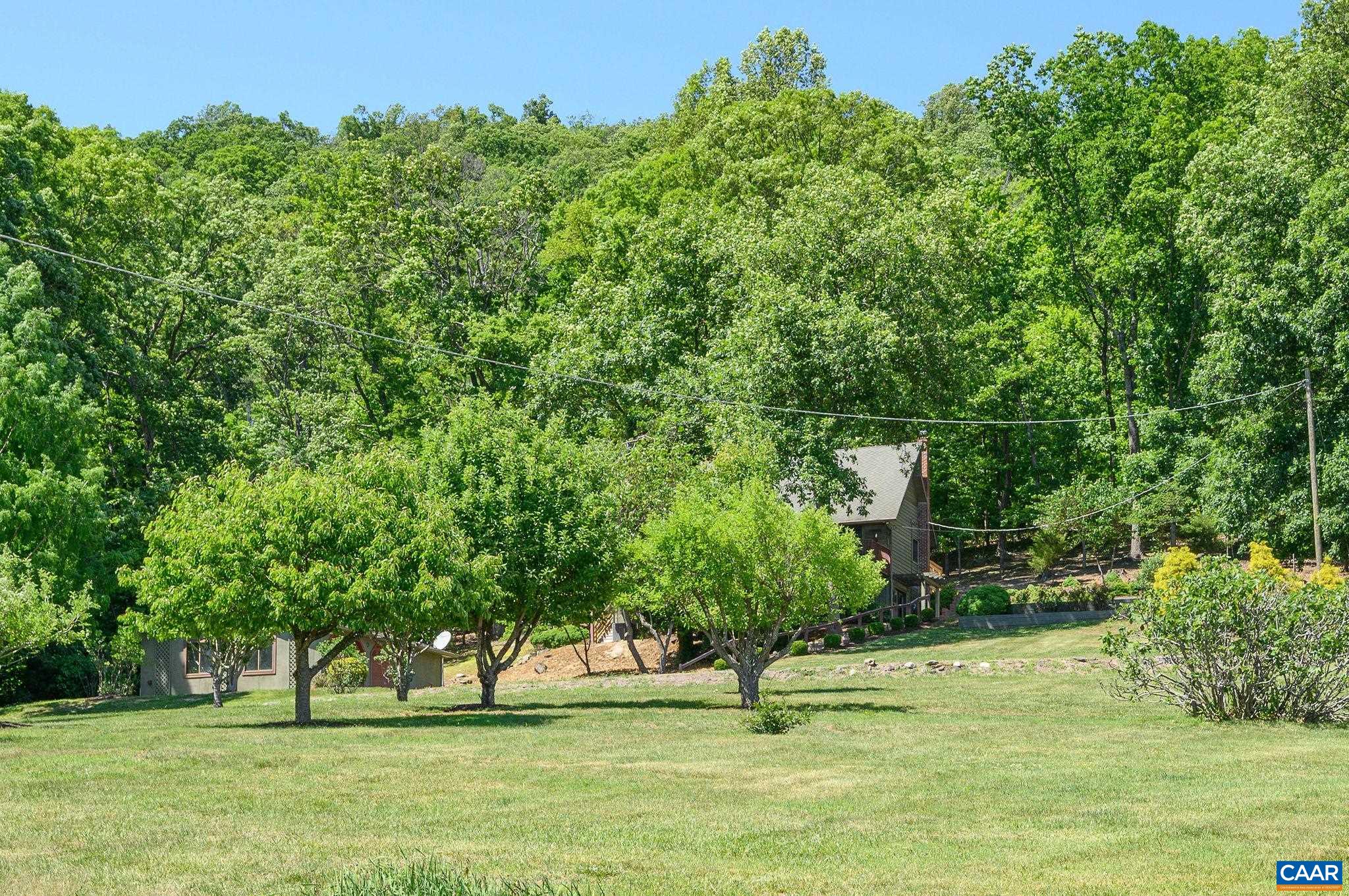 394 PASTUREGATE LN