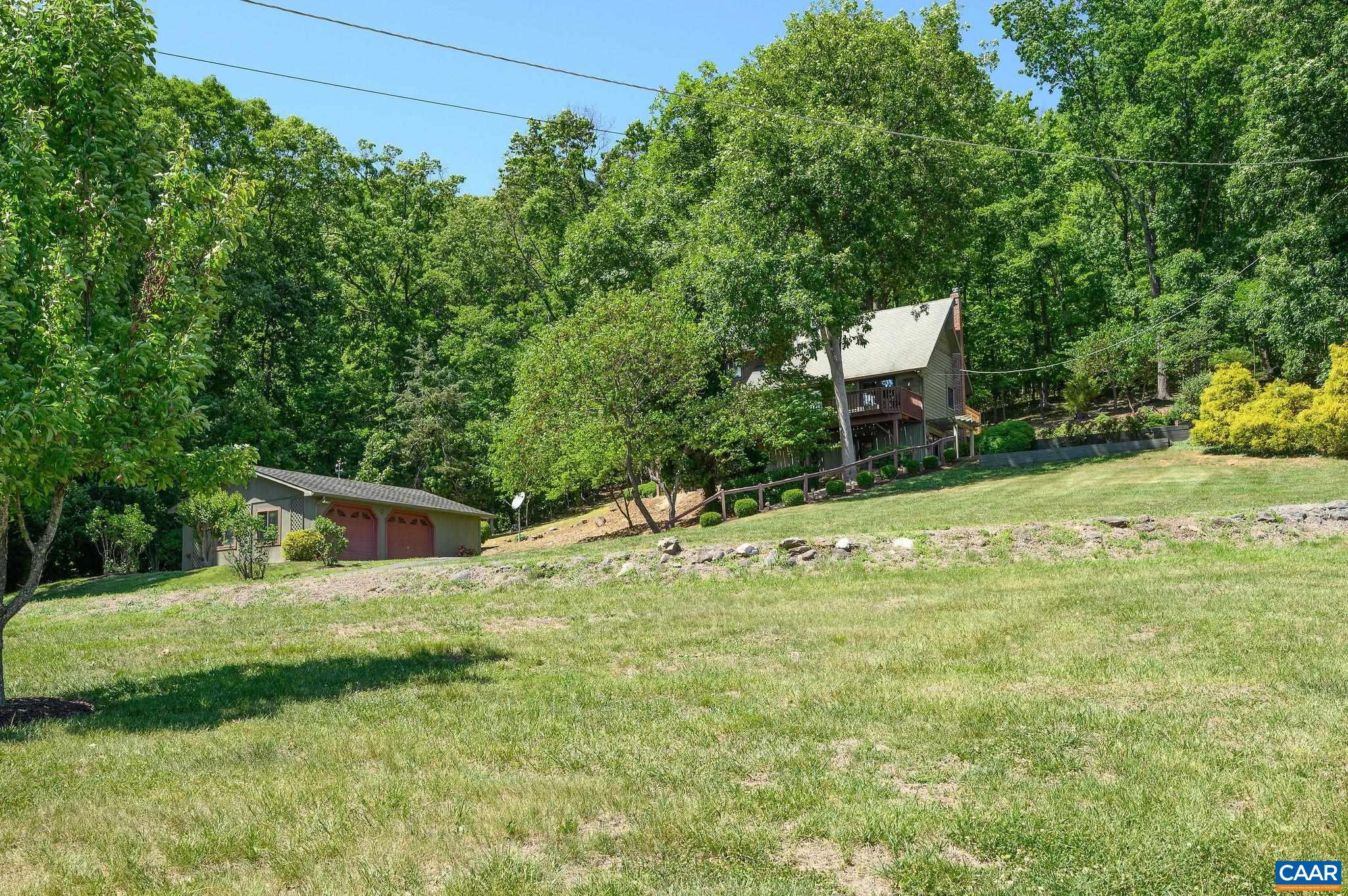 394 PASTUREGATE LN