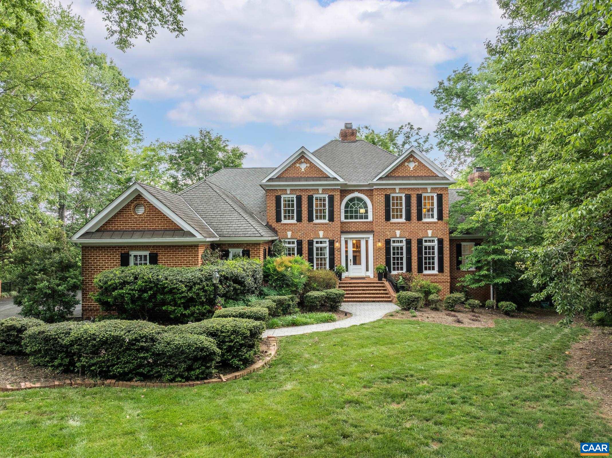 3076 DARBY RD