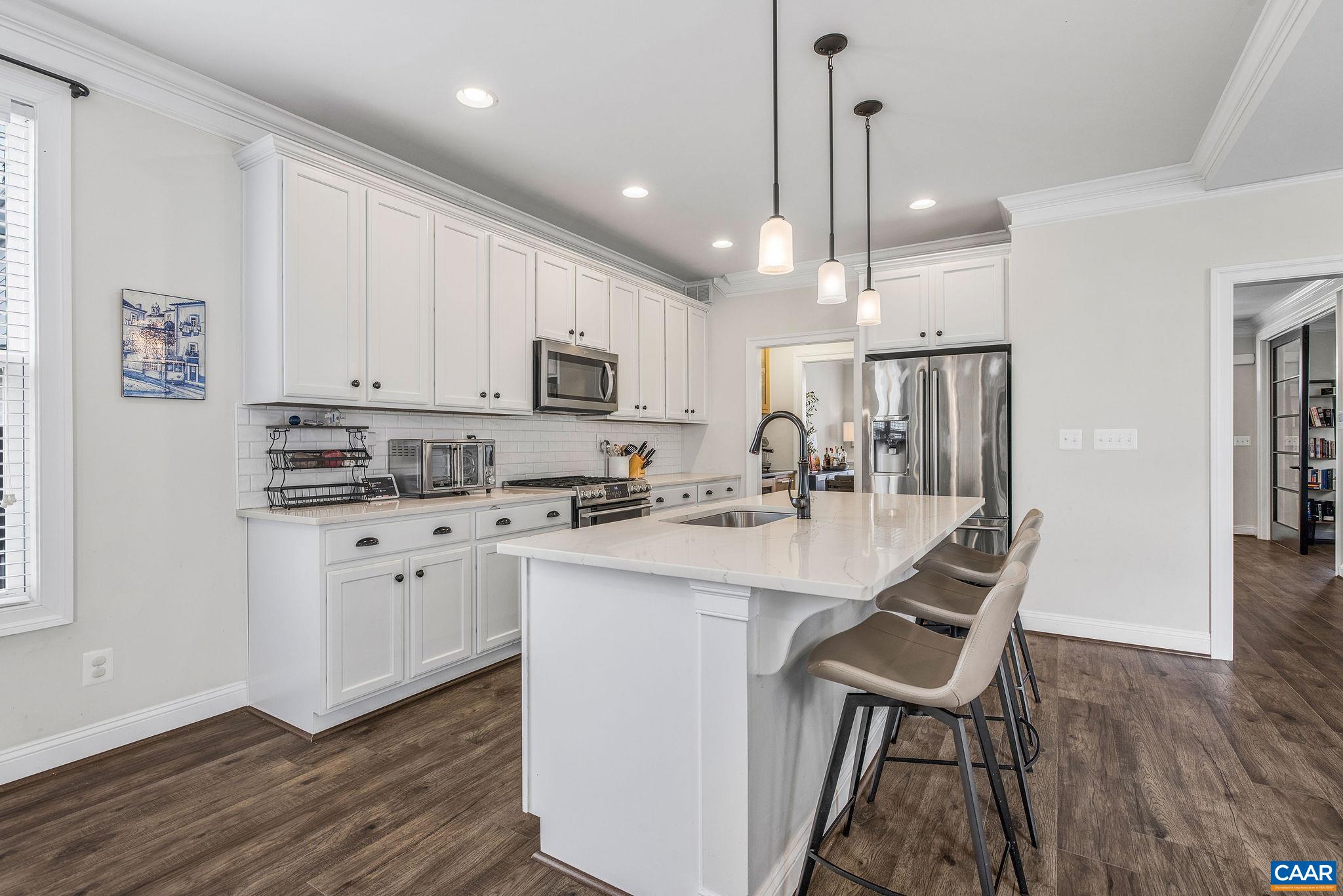 1609 GRIFFIN GROVE